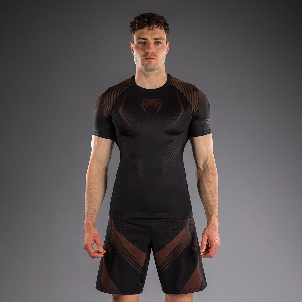 Рашгард с коротким рукавом Venum No-Gi 6.0 - Чёрный/Коричневый