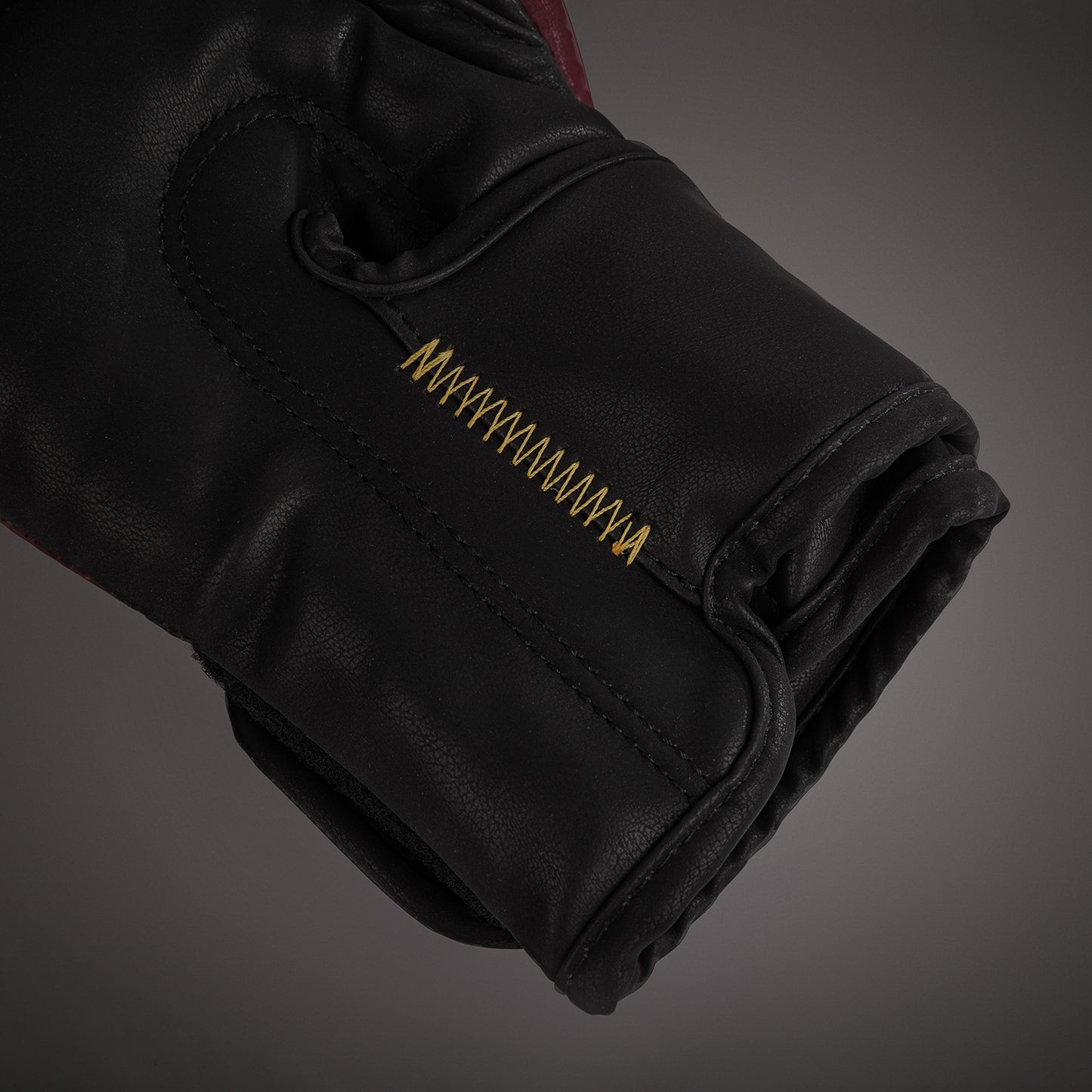 Venum Tactical XT Боксерские перчатки - черный/бордовый/золотой