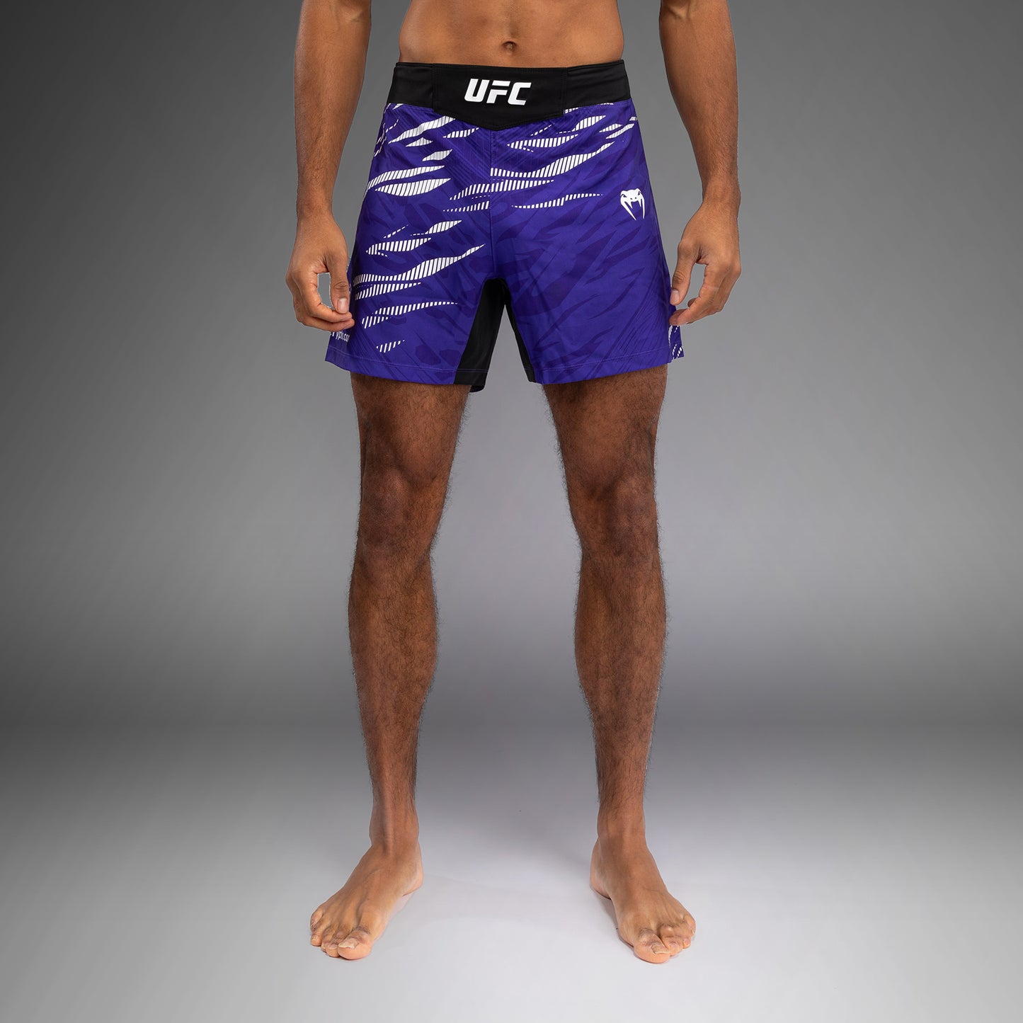 Шорты UFC Fusion by Venum Authentic Fight Night для мужчин - Короткий крой - Фиолетовый