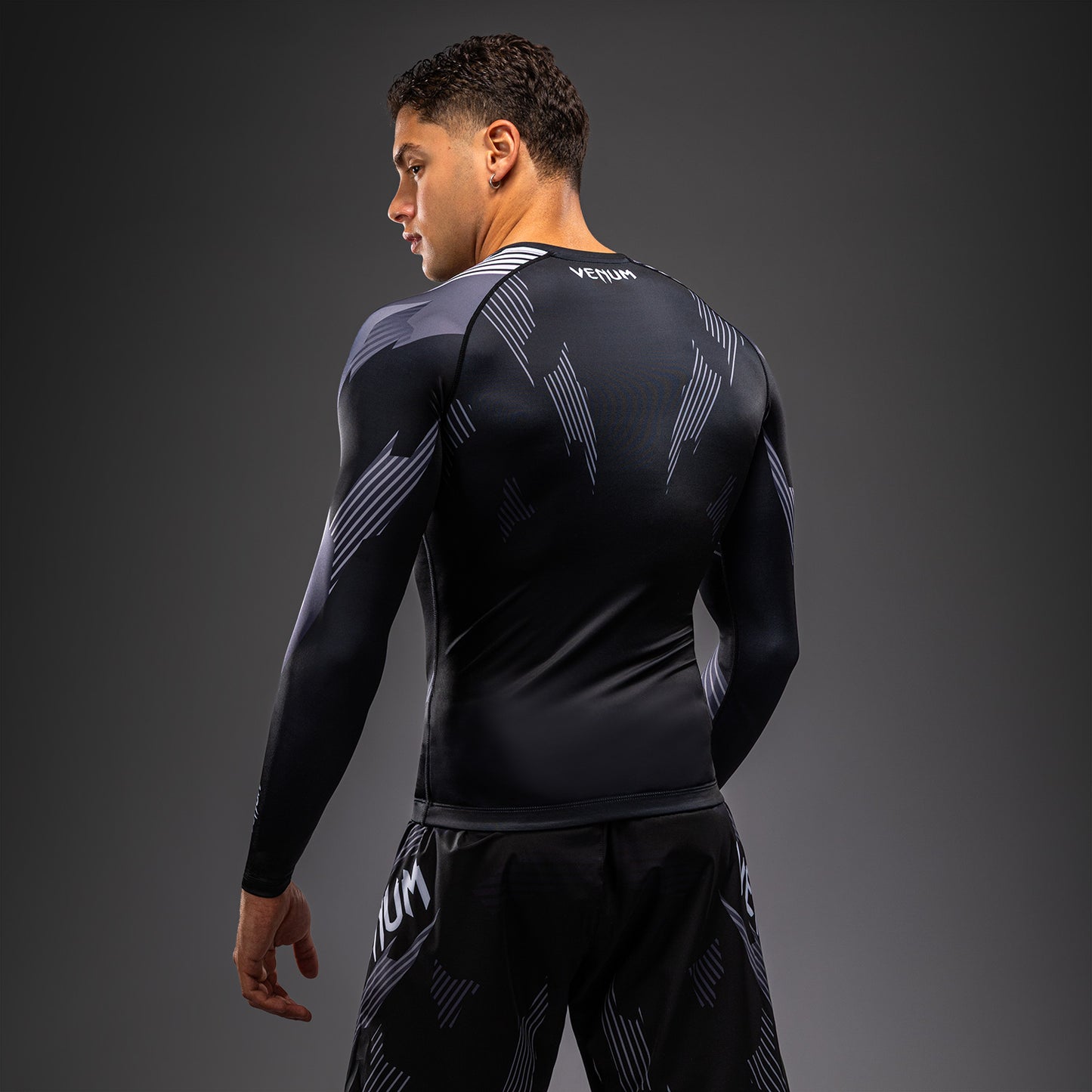Рашгард с длинным рукавом Venum No-Gi 6.0 - Чёрный/Белый