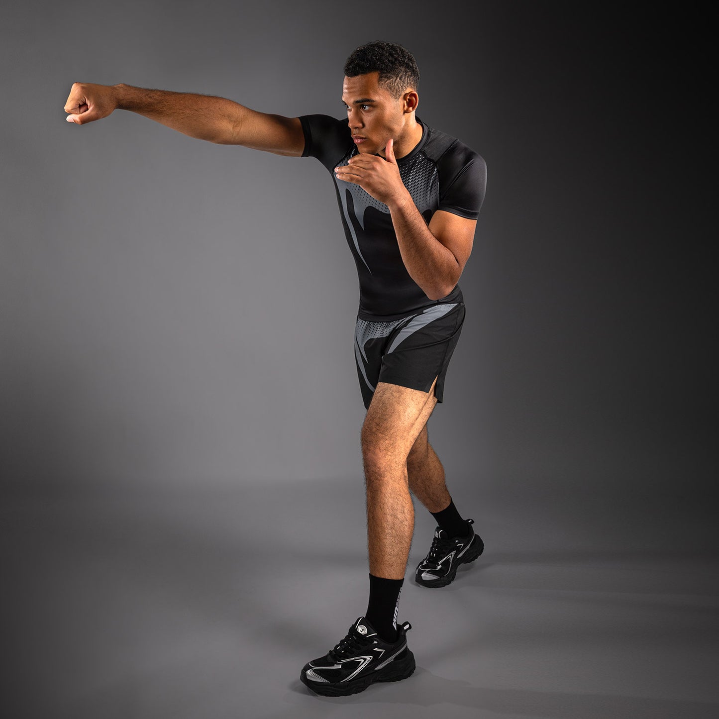 Рашгарды Venum No Gi - Чёрный/Серебристо-серый