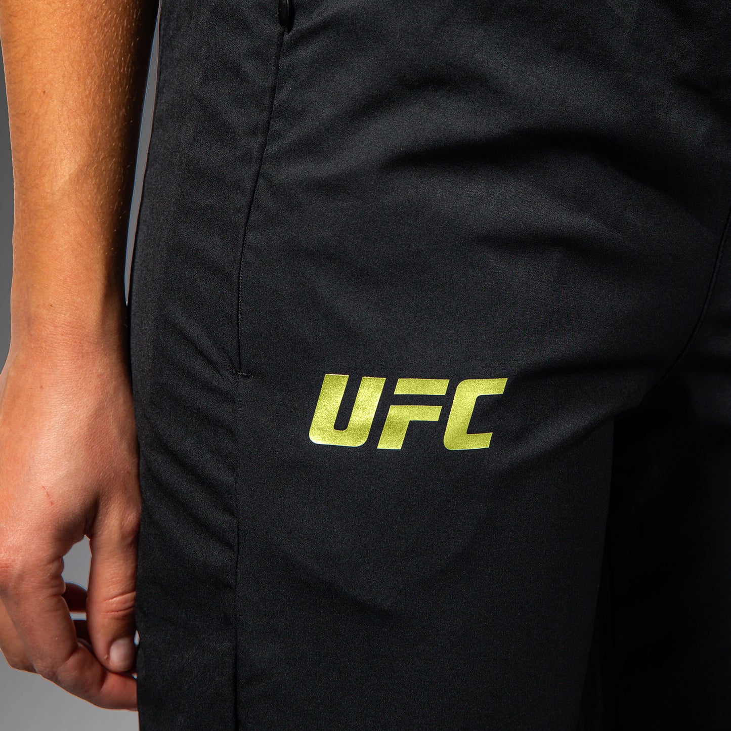 UFC Fusion от Venum Женские брюки прямого кроя - Чемпион