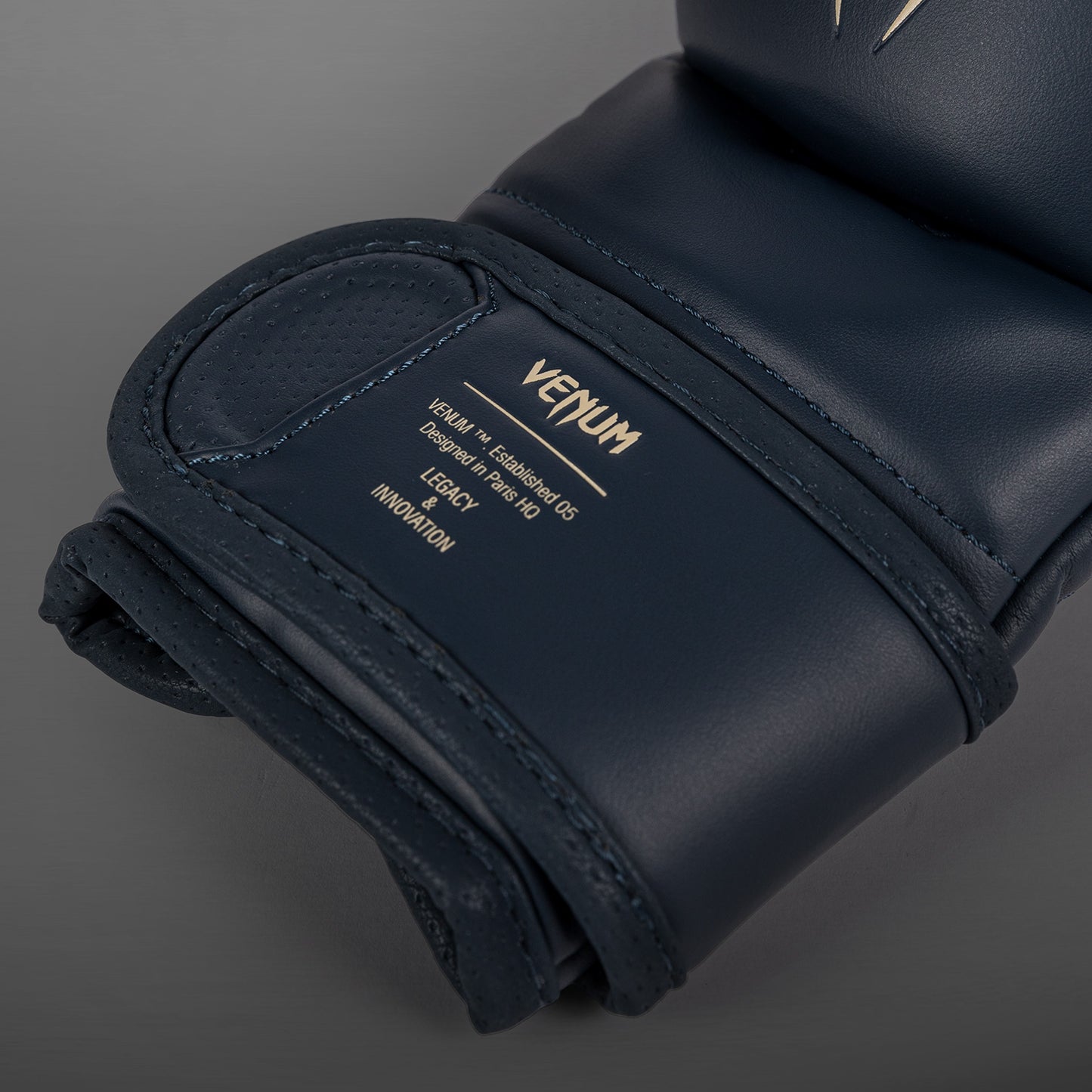 Venum Impact Evo Перчатки для спарринга MMA - Icy Blue