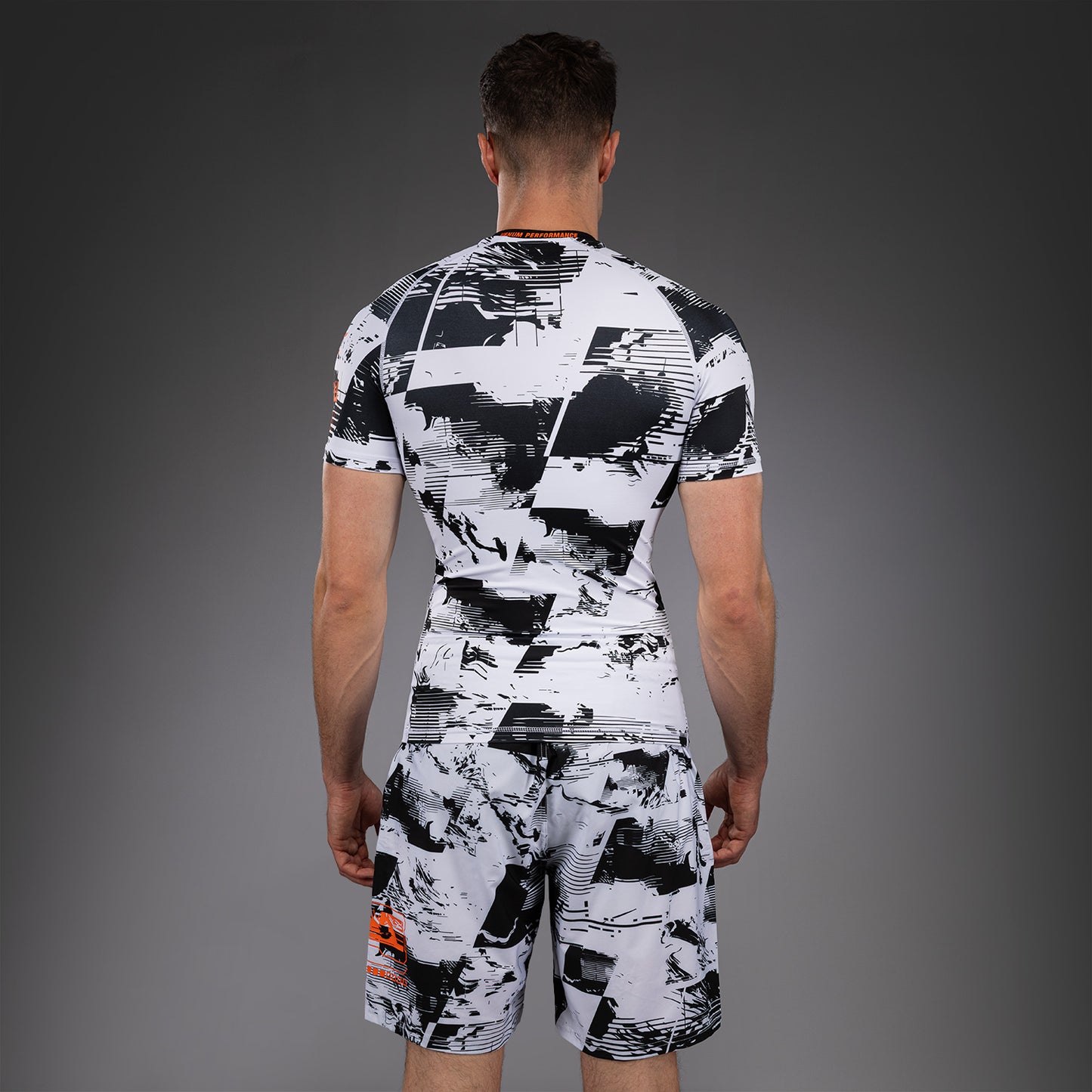 UFC Zenith by Venum Authentic Fight Week Рашгард с коротким рукавом Performance Мужской - Белый