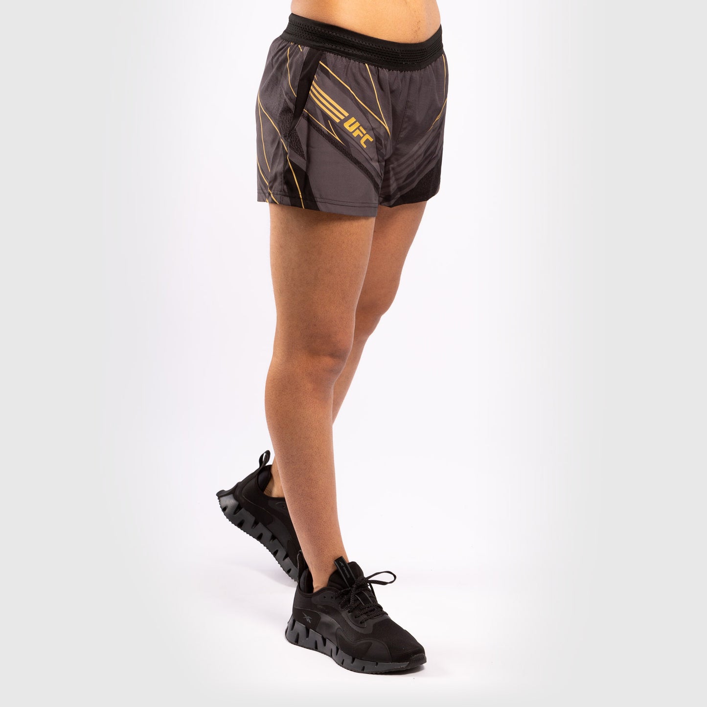 ЖЕНСКИЕ ШОРТЫ UFC VENUM REPLICA - Чемпион