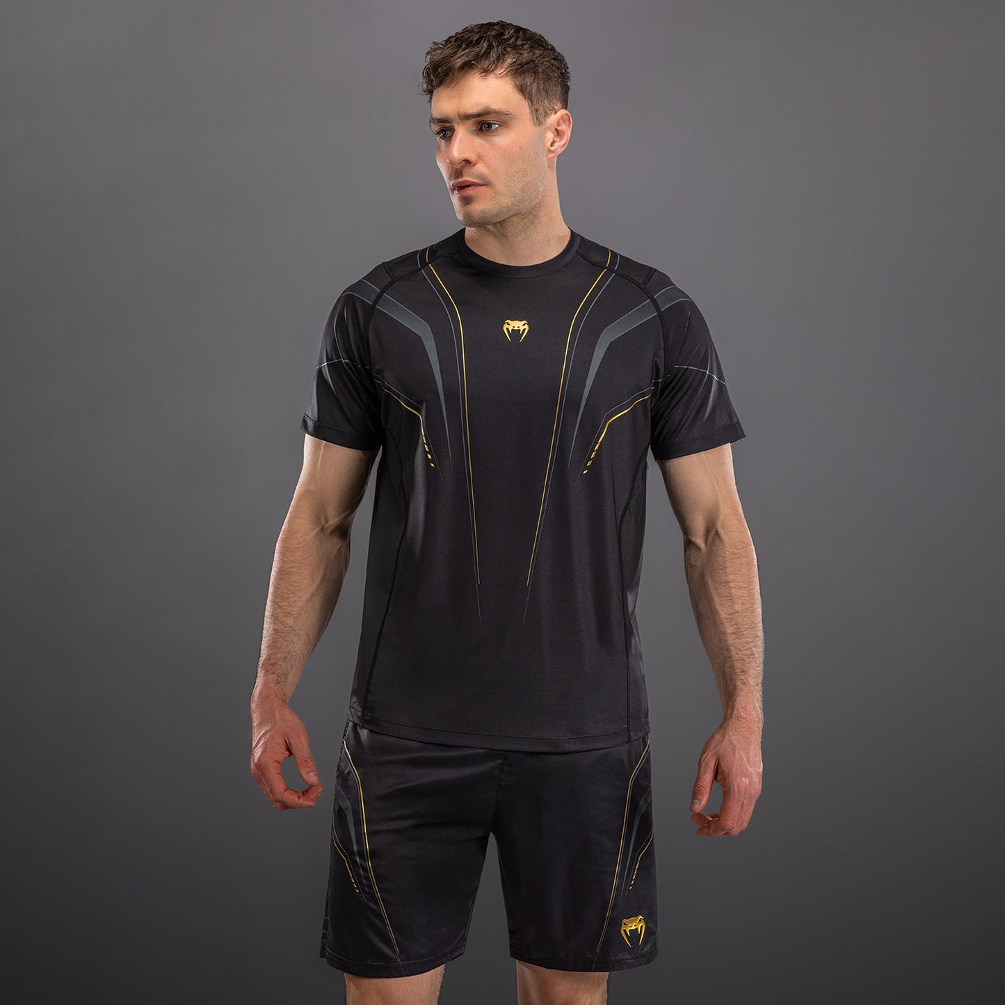 Футболка Dry Tech Venum Streamline – Чёрный/Золотой