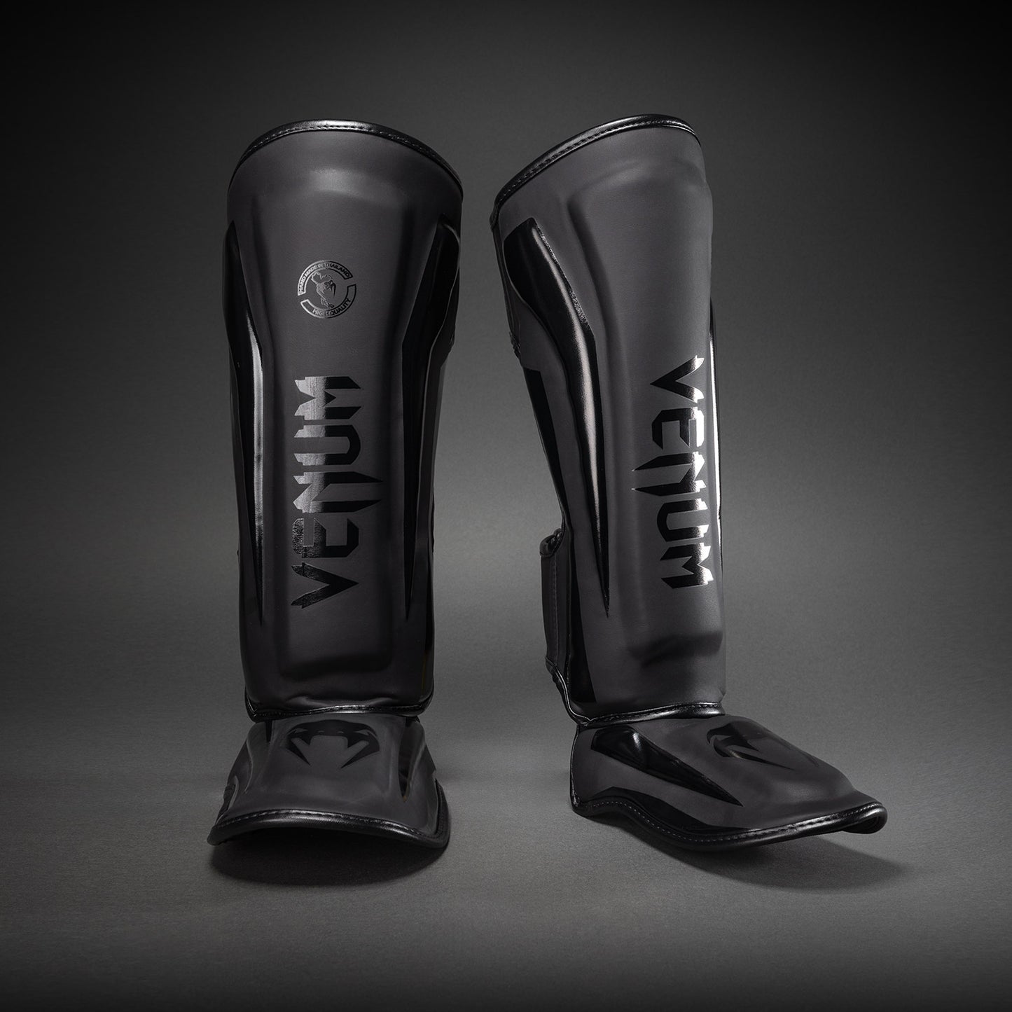 ЩИТКИ VENUM ELITE STANDUP