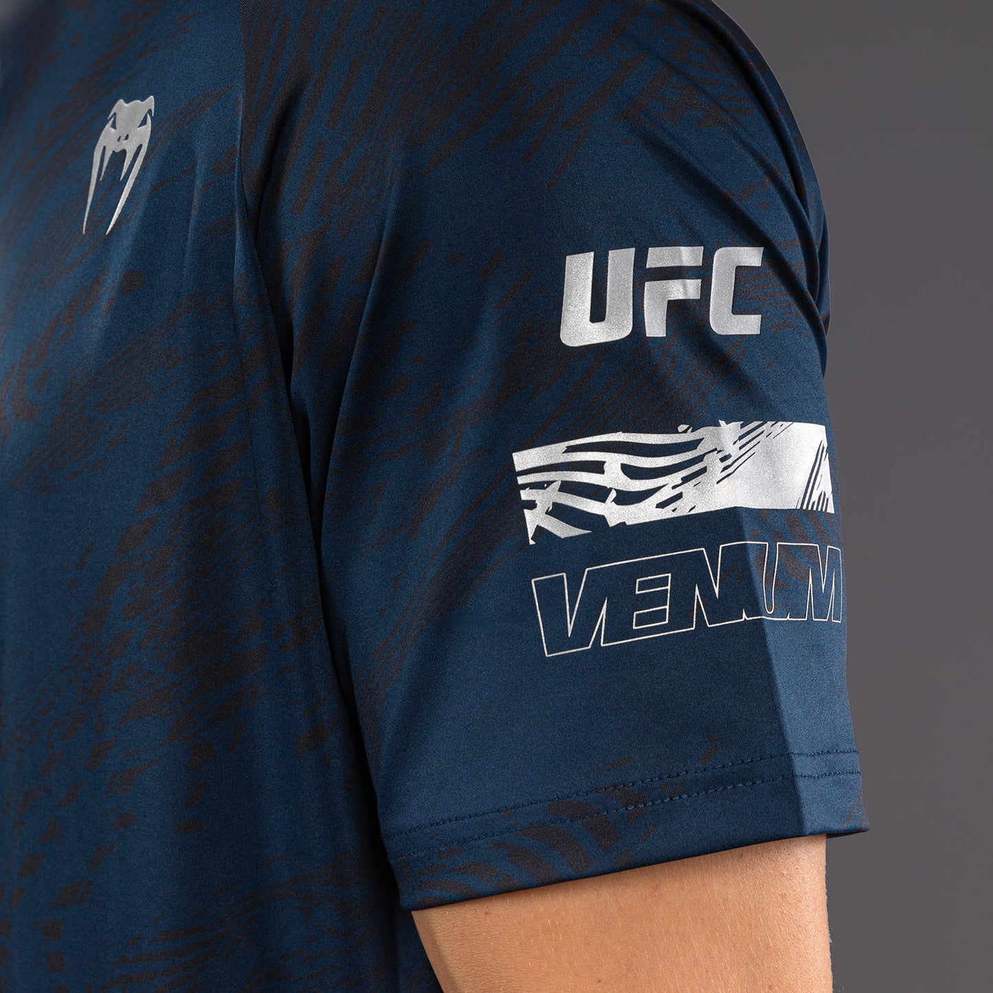 Футболка UFC Fusion by Venum Fight Week Dry-Tech для мужчин - Oceanic Blue