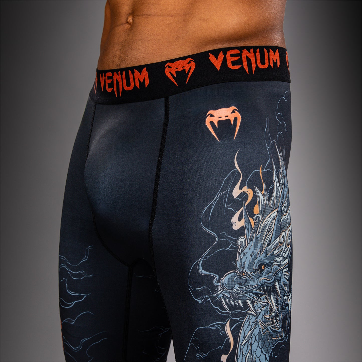 Компрессионные шорты Venum Thunder Dragon – Чёрный/Серый/Медный