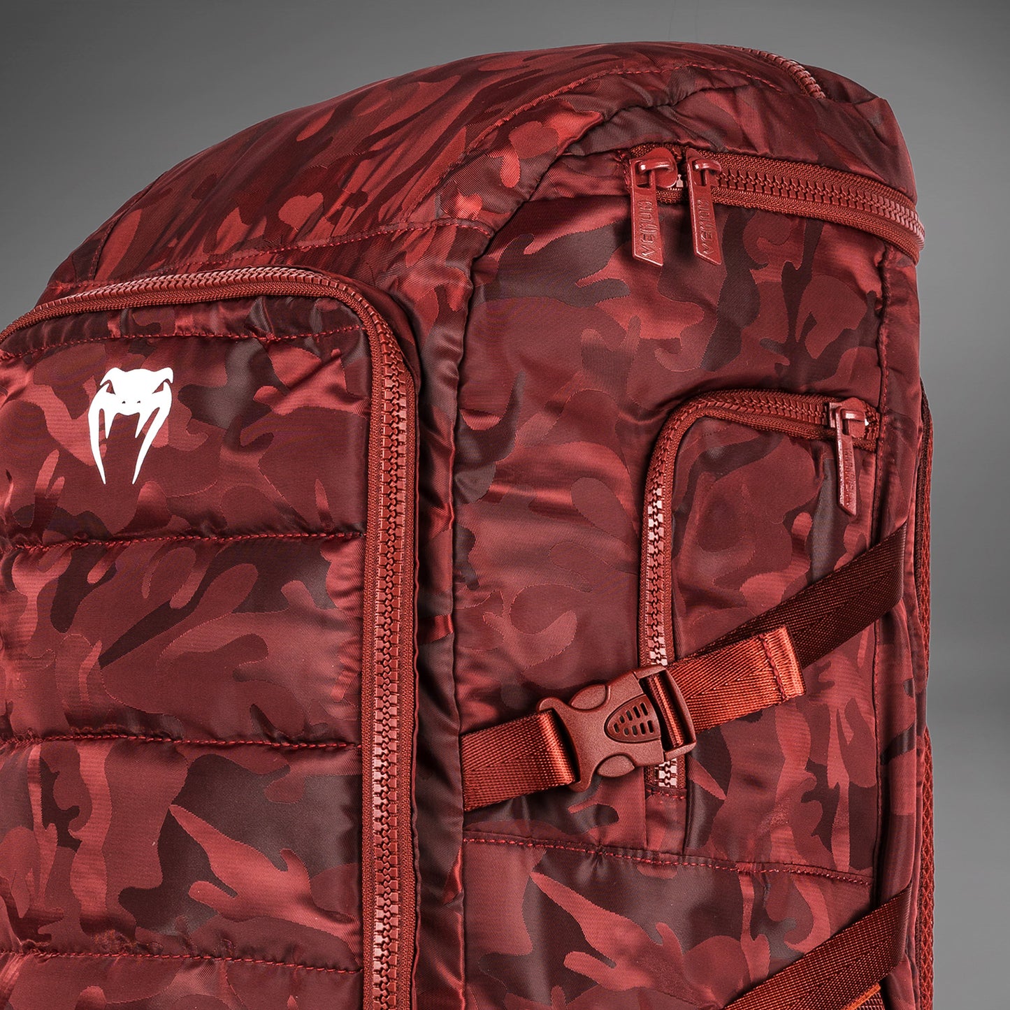 Рюкзак Venum Challenger Xtrem (50-63л) – Камуфляжный/Бордовый