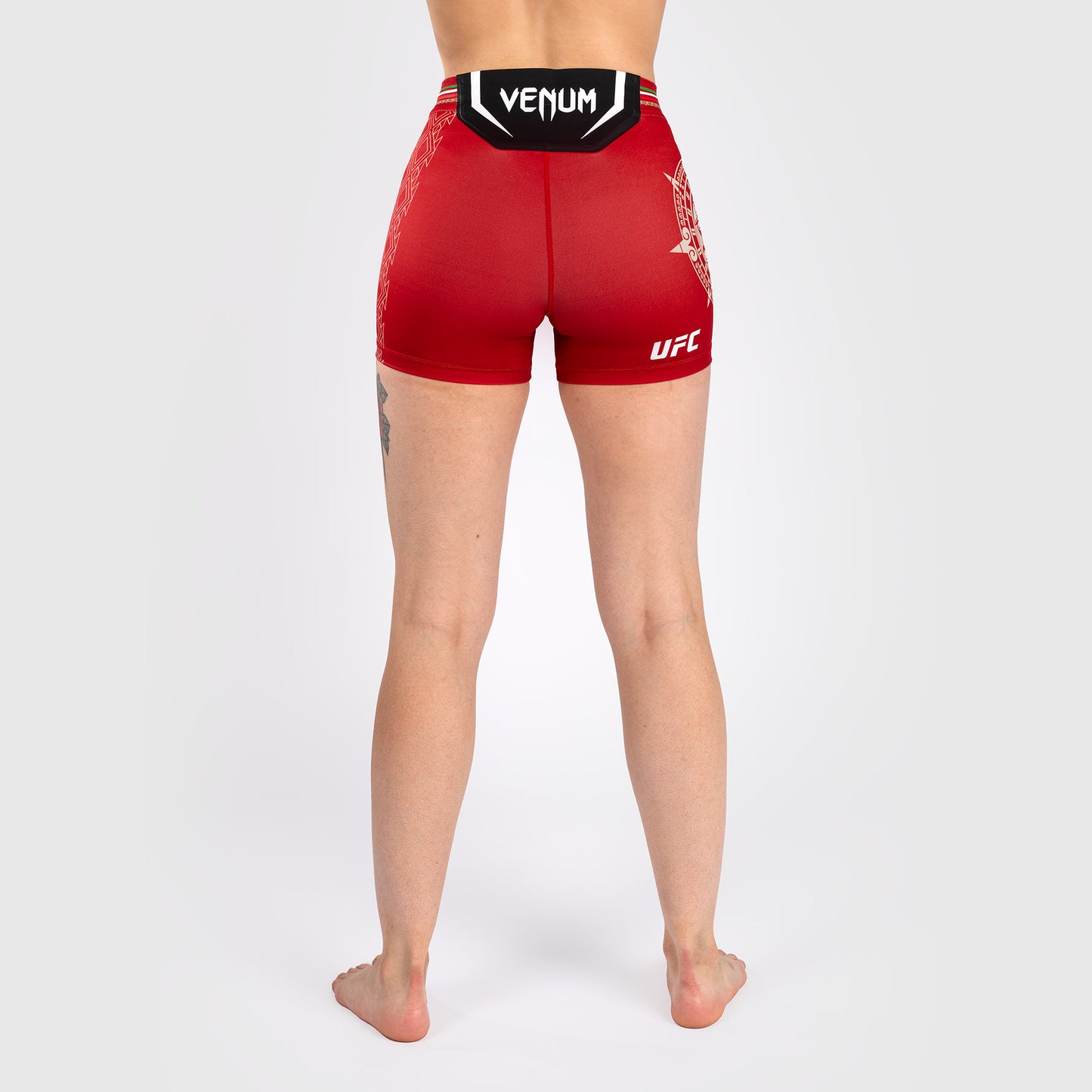 Noche UFC by Venum Authentic Fight Night Женские шорты Vale Tudo — короткий крой — красный