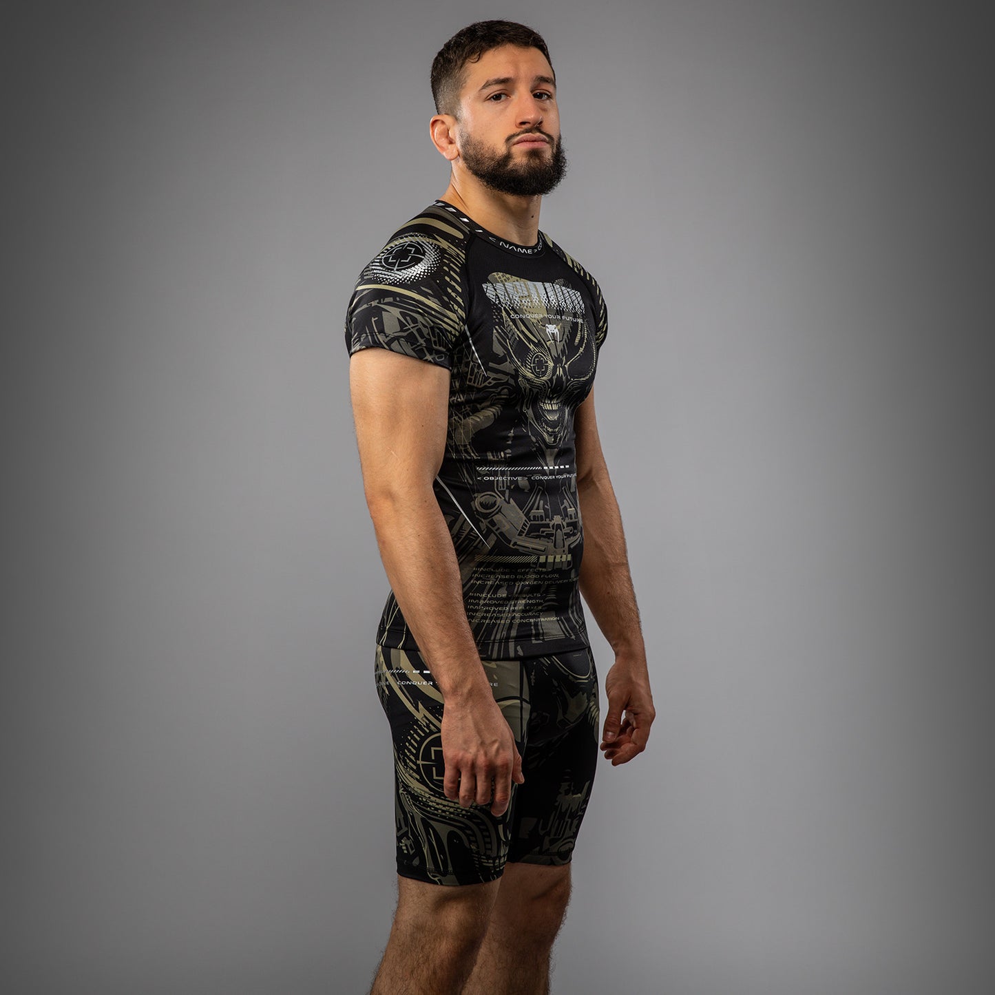 Venum Invader Рашгард с коротким рукавом - Черный/Песок