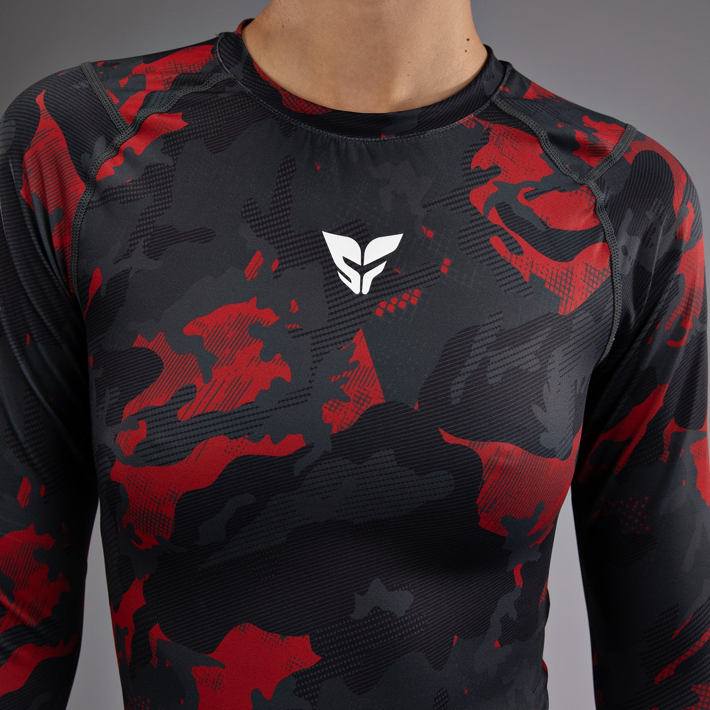 Venum x Sophia Rose Женская Рашгард с длинным рукавом - Urban Red Camo