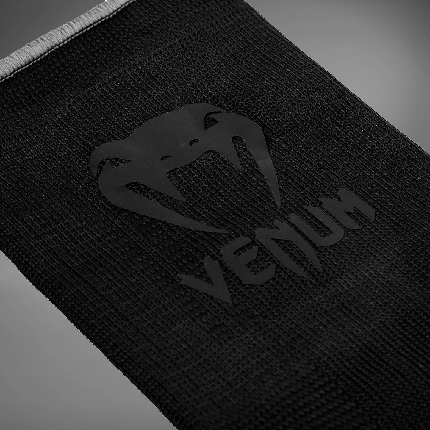 ГОЛЕНОСТОП VENUM KONTACT