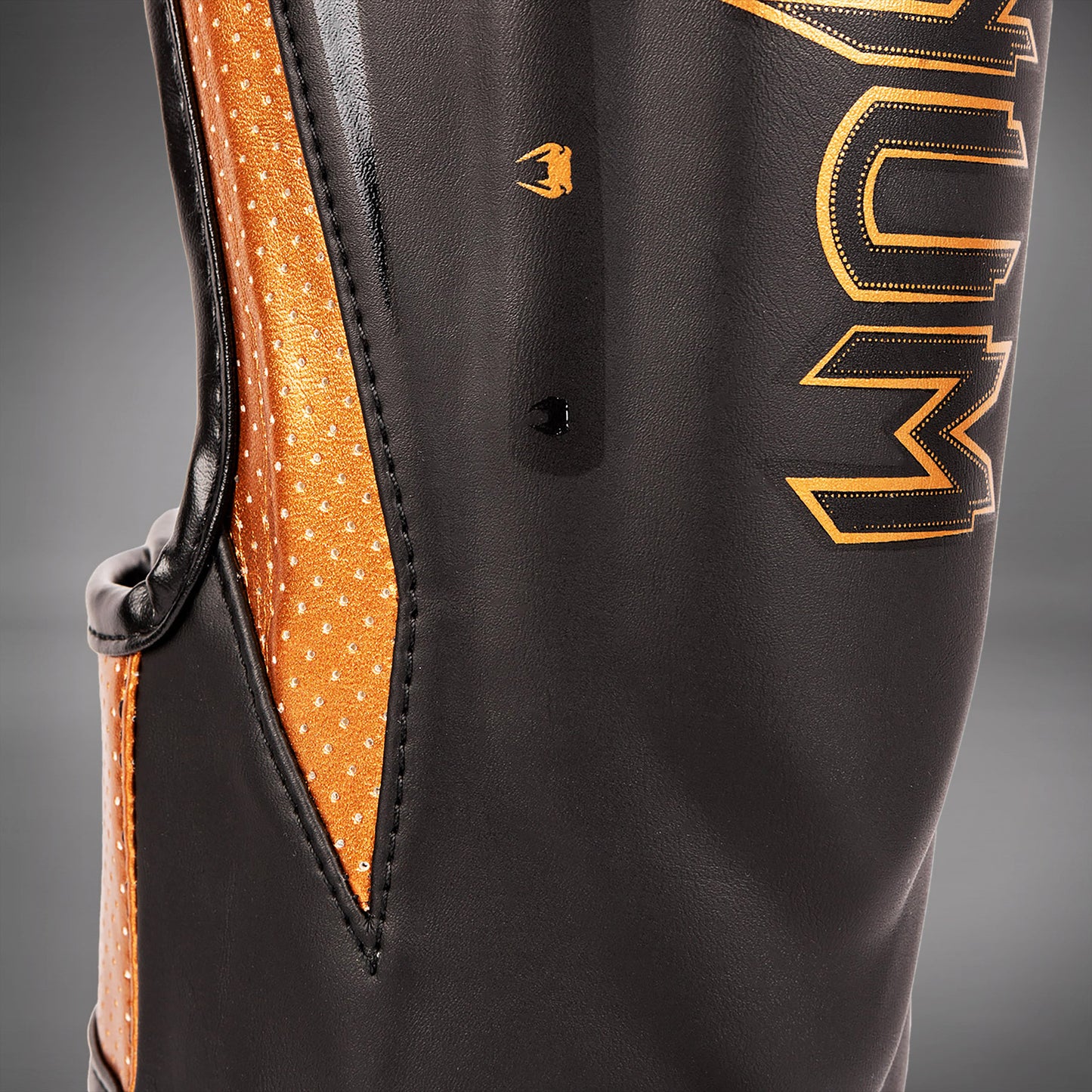 Щитки для голени Venum Elite Evo - черный/бронзовый
