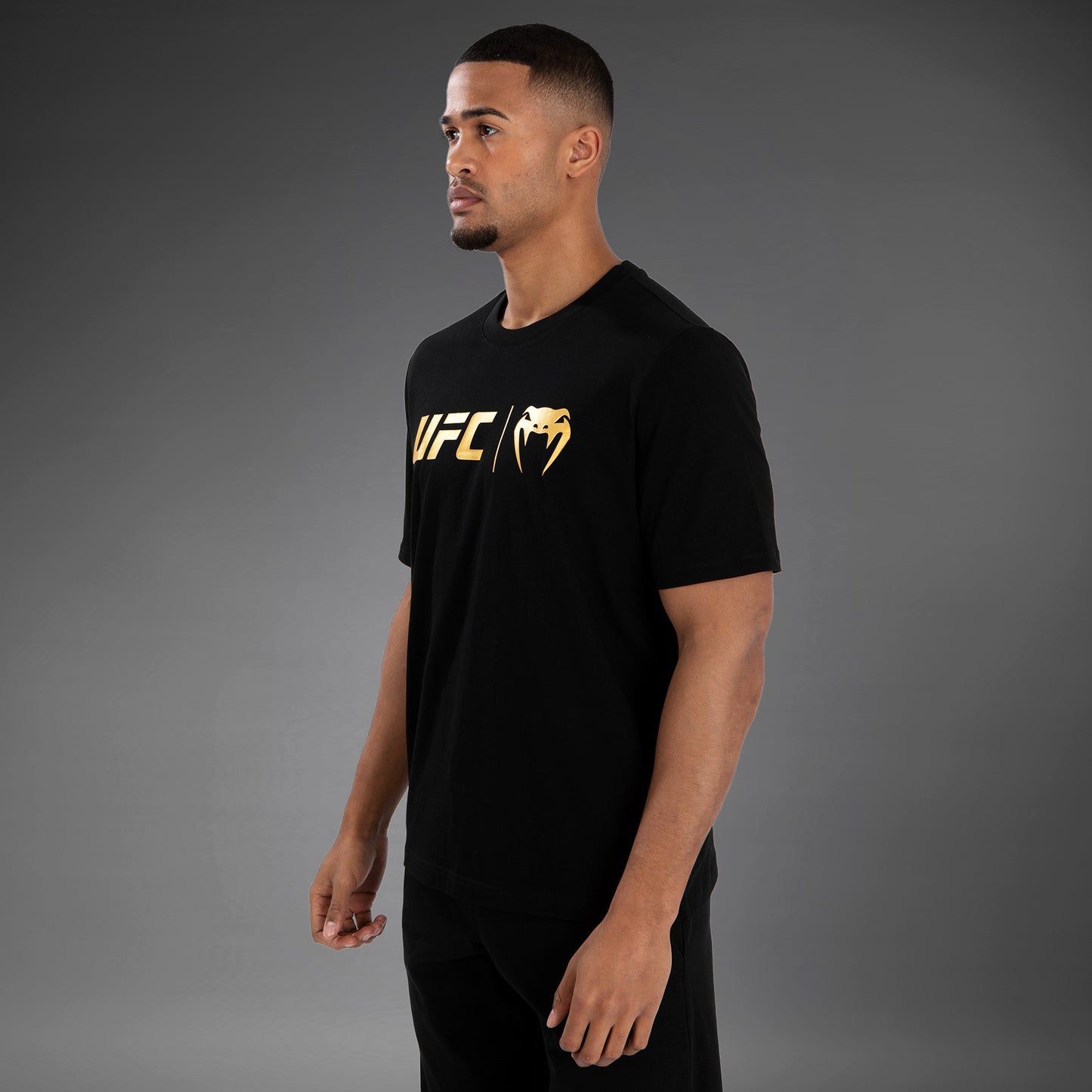 Футболка UFC Venum Classic - черный/золотой