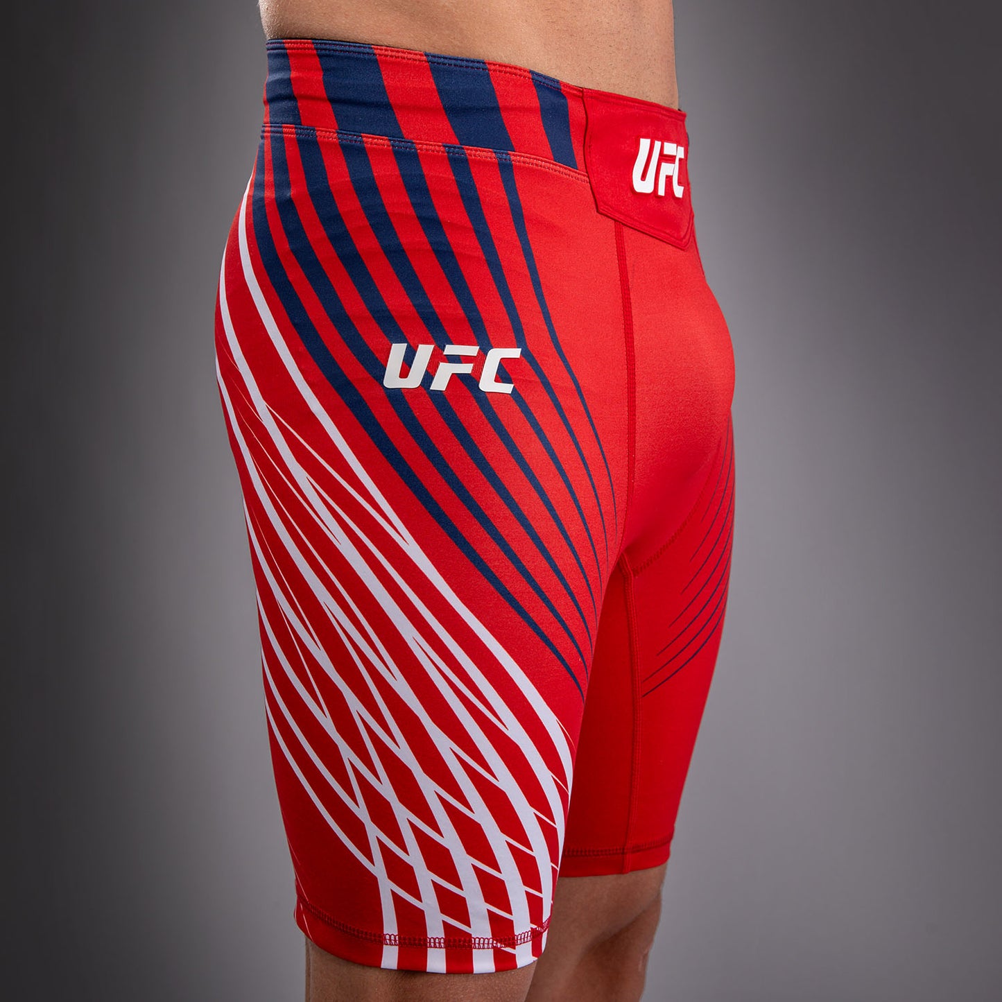 Official UFC Freedom 250 by Venum Authentic Fight Night Шорты Vale Tudo для мужчин - Красный