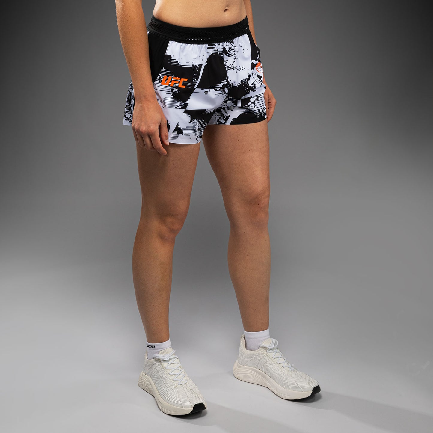Женские шорты Performance Venum UFC Zenith Authentic Fight Week – Белый