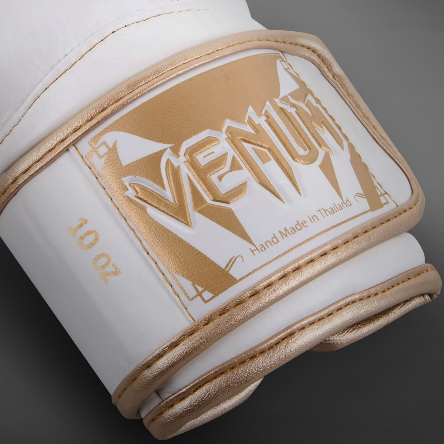Боксерские перчатки Venum Giant 3.0  - Кожа Наппа - Белый/Золотой