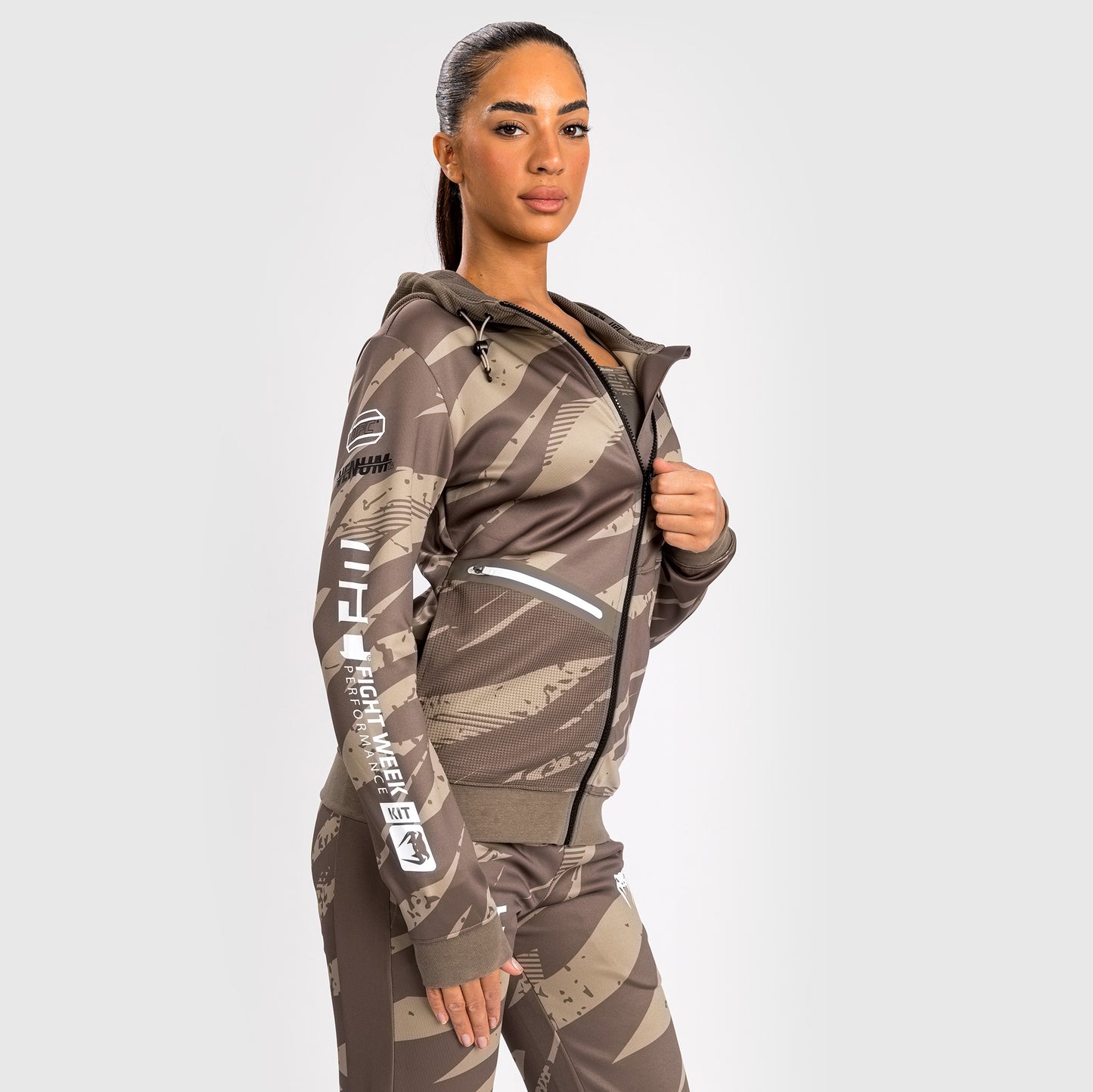 Женская Толстовка На Молнии UFC Adrenaline By Venum Fight Week Desert Camo