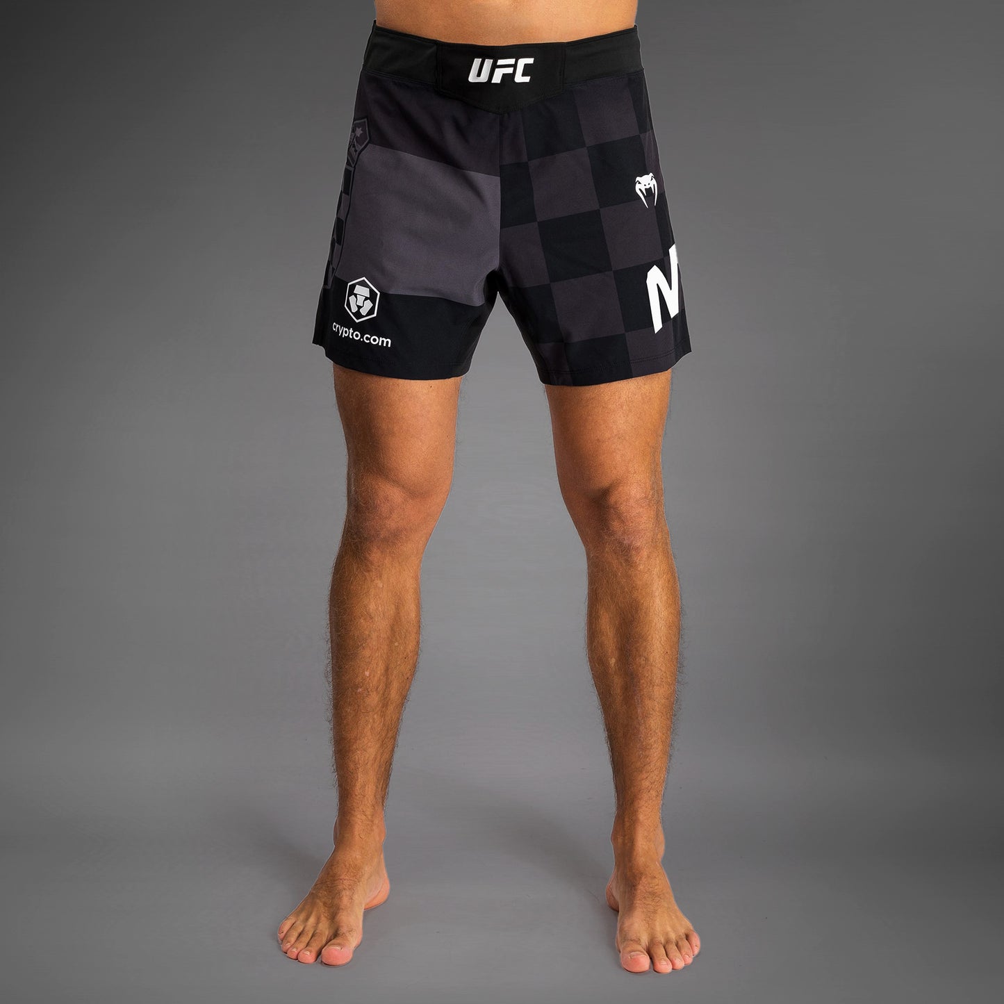 UFC Unrivaled by Venum Унисекс шорты для боя короткой посадки - Черный