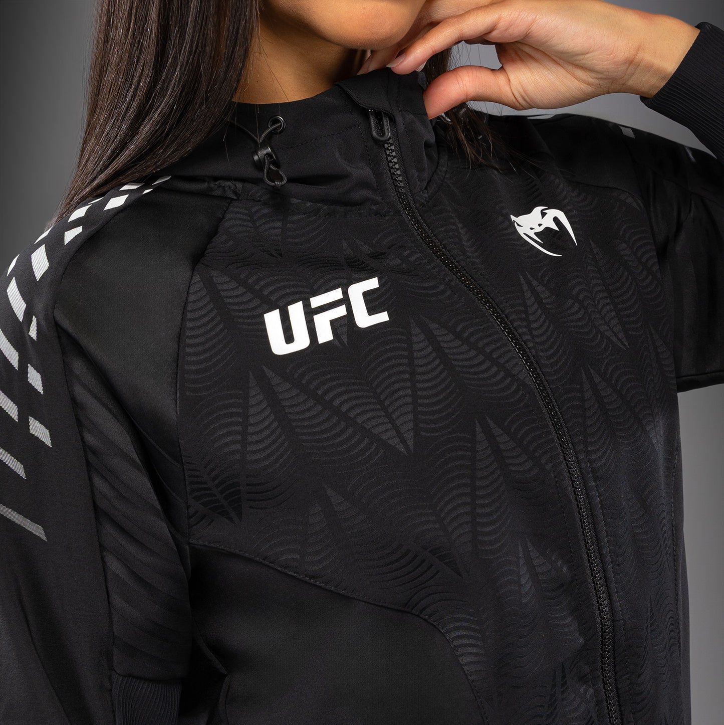 UFC Zenith by Venum Authentic Fight Night Толстовка Walkout Женская - Чёрный