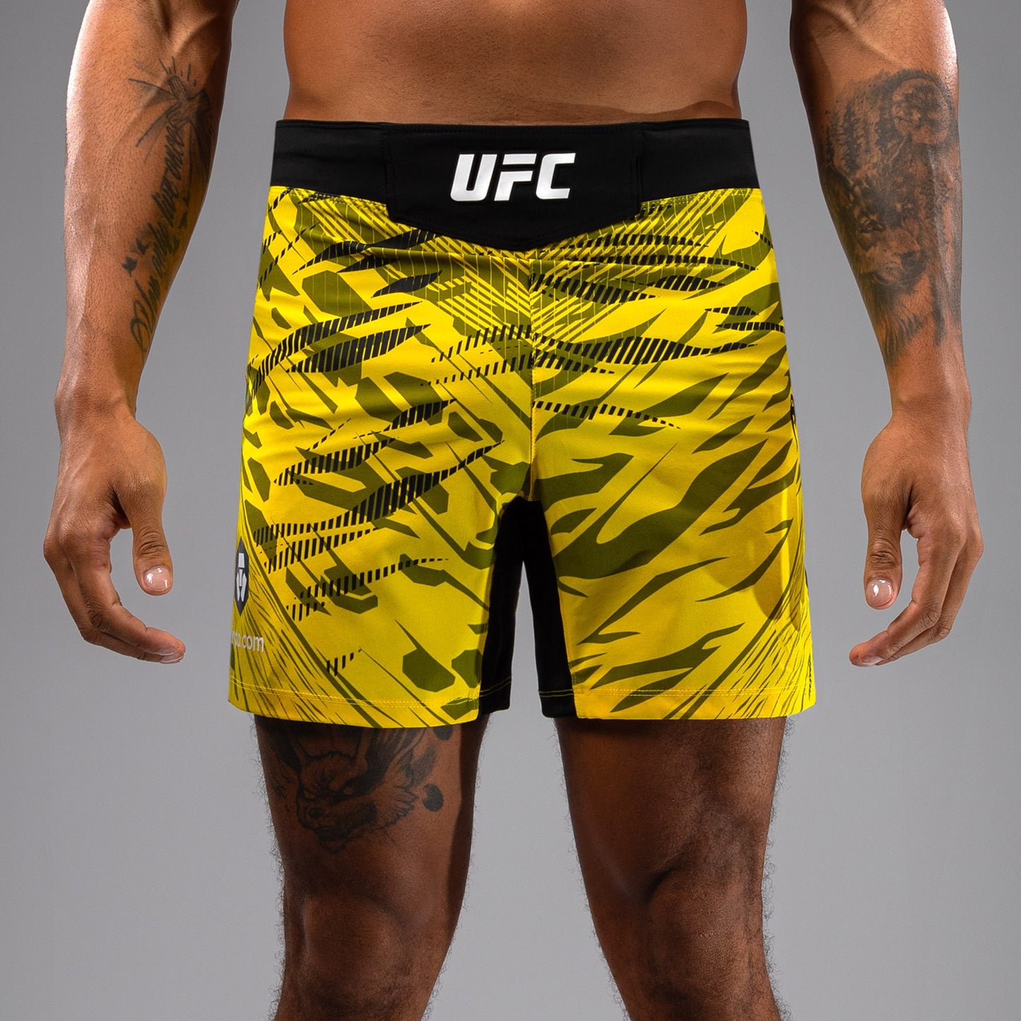 Шорты UFC Fusion by Venum Authentic Fight Night для мужчин - Короткий крой - Yellow
