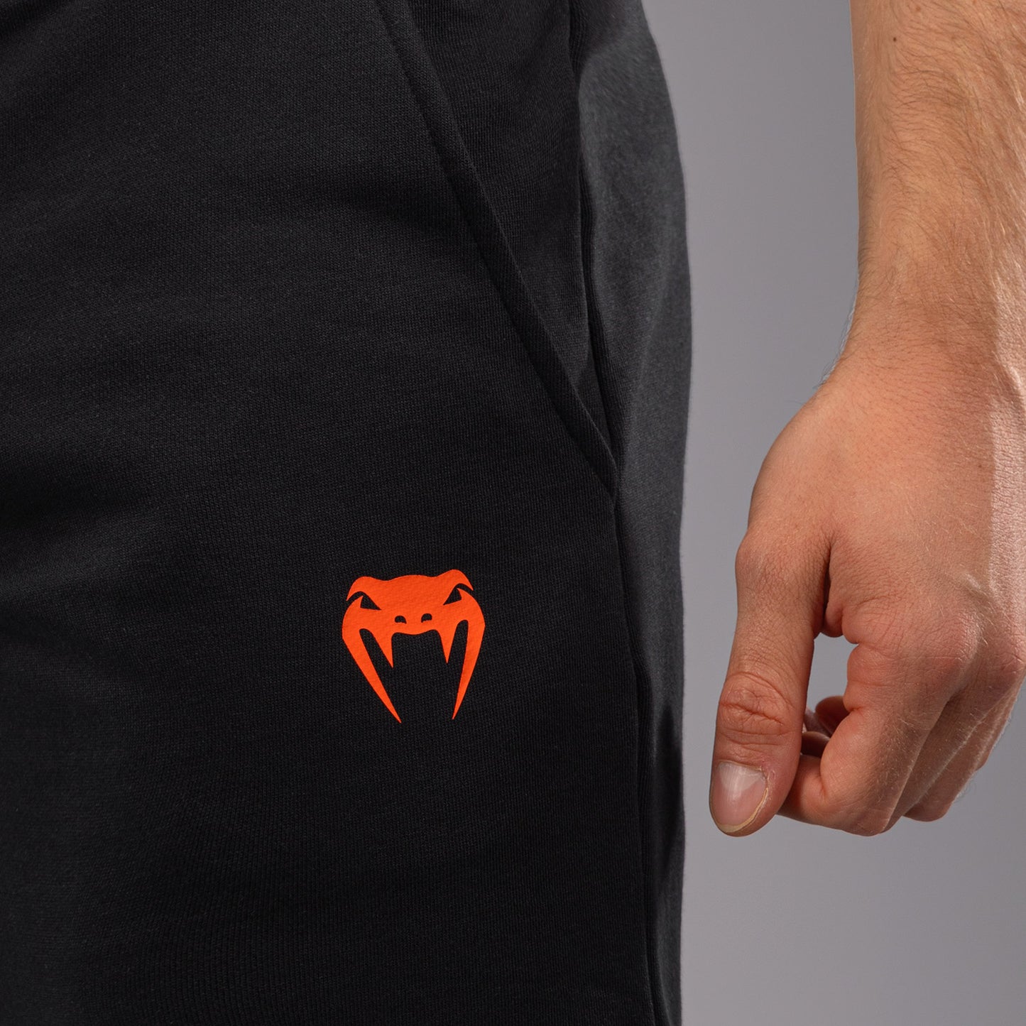 Хлопковые шорты Venum Classic - черный
