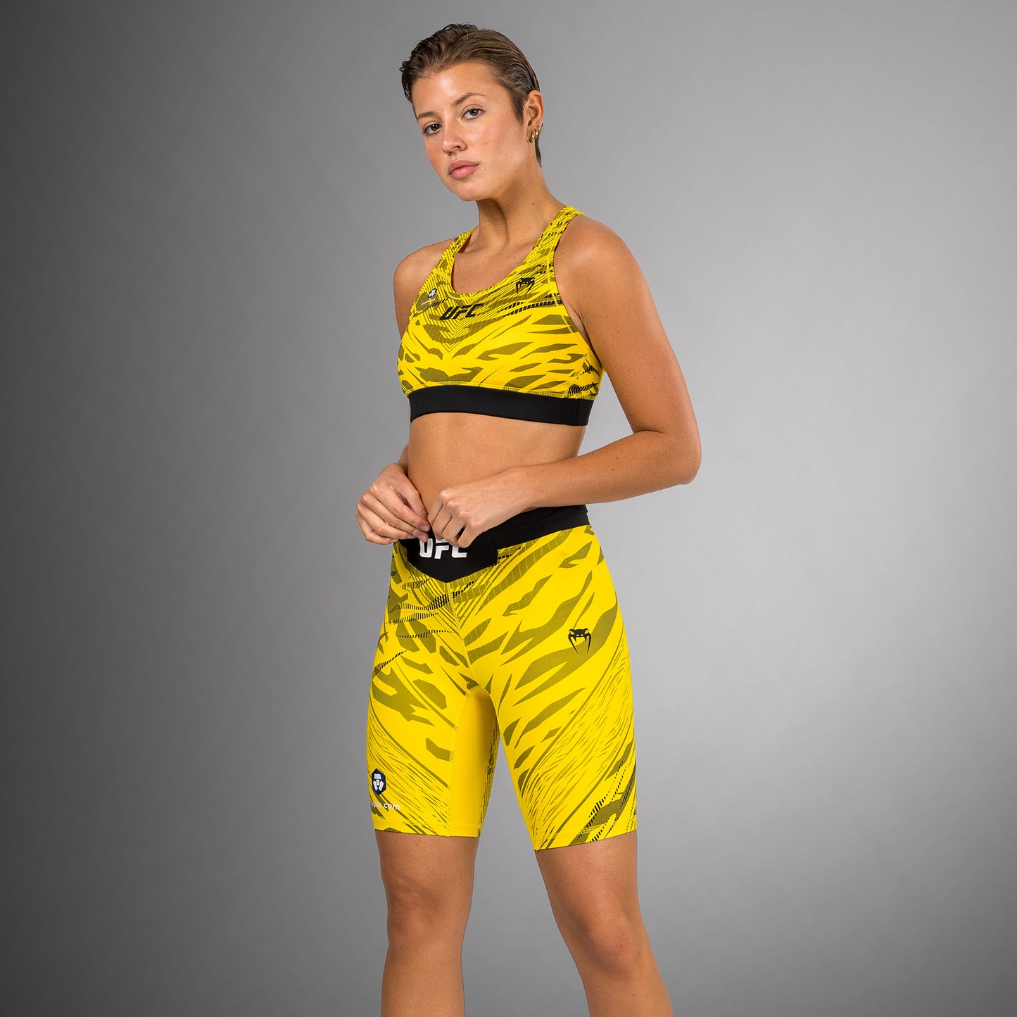 Шорты Vale Tudo UFC Fusion by Venum Authentic Fight Night для женщин - Длинный крой - Yellow