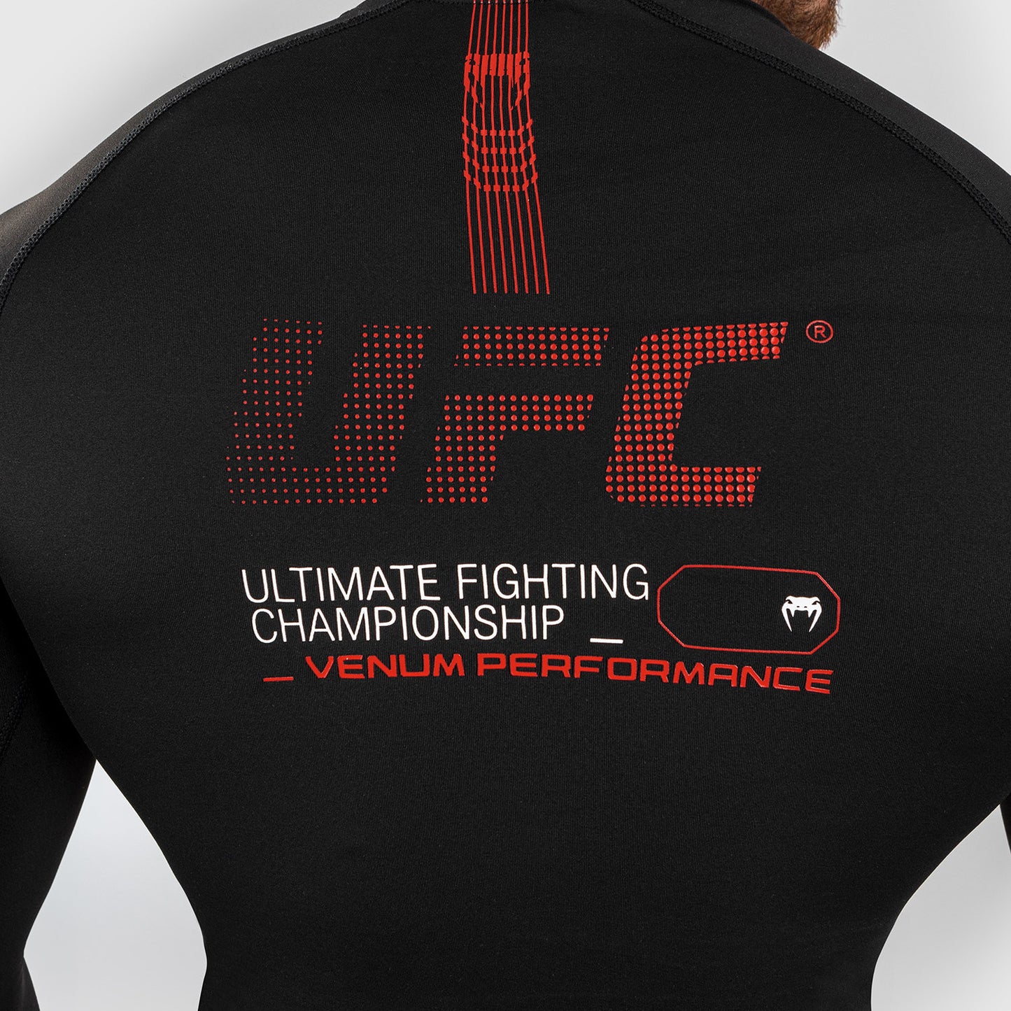 UFC Adrenaline by Venum Fight Week Рашгард с длинным рукавом для мужчин Performance - черный