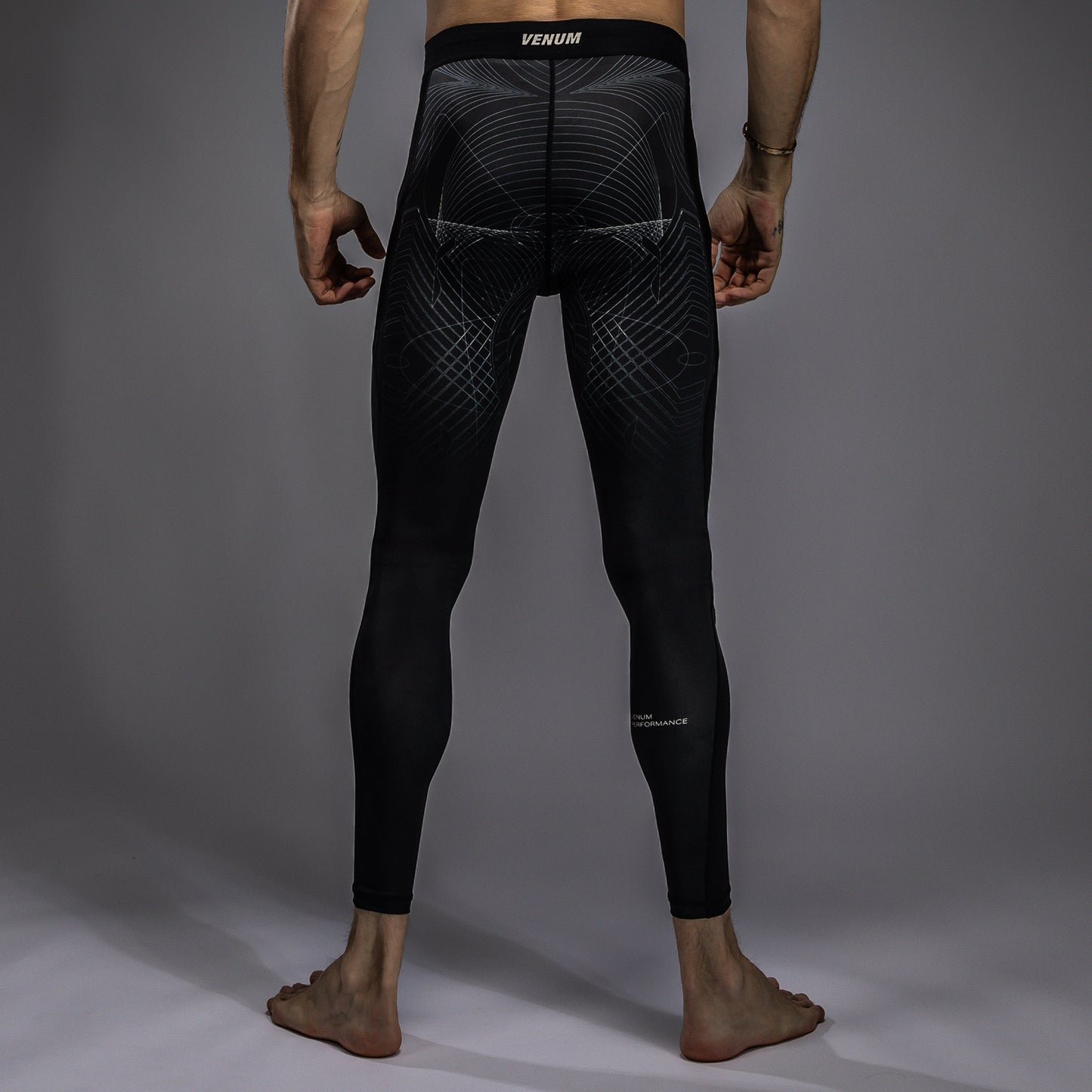 Компессионные леггинсы для мужчин Venum G-Fit Air - Глубокий черный / Песок пустыни