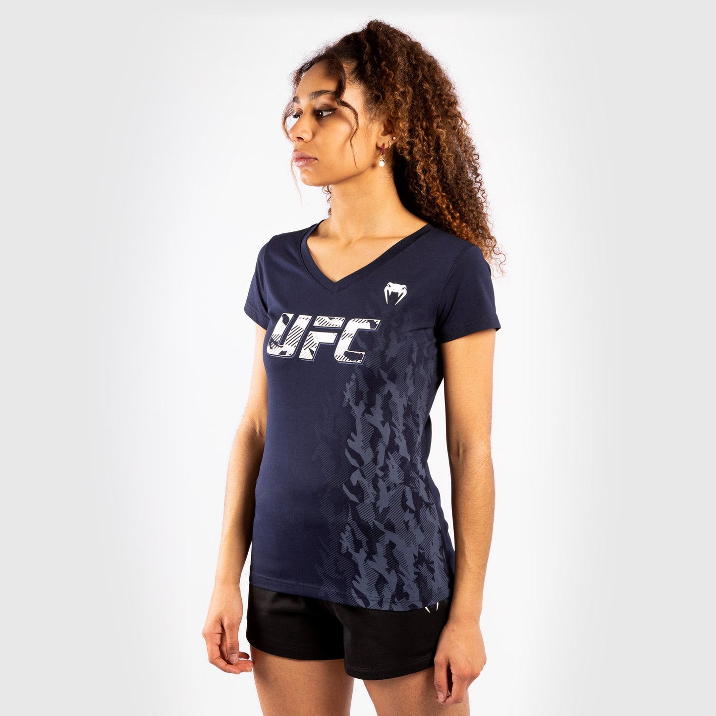 ЖЕНСКАЯ ХЛОПКОВАЯ ФУТБОЛКА С КОРОТКИМ РУКАВОМ UFC VENUM FIGHT WEEK - синий цвет флота