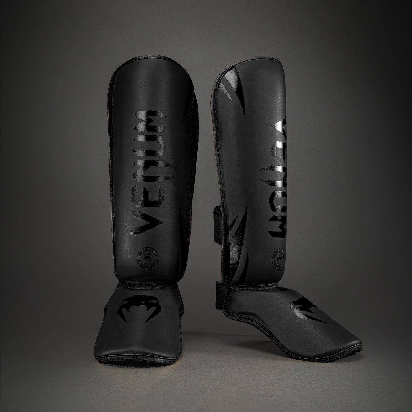 Venum Challenger Standup Shin Guards - матовый/черный