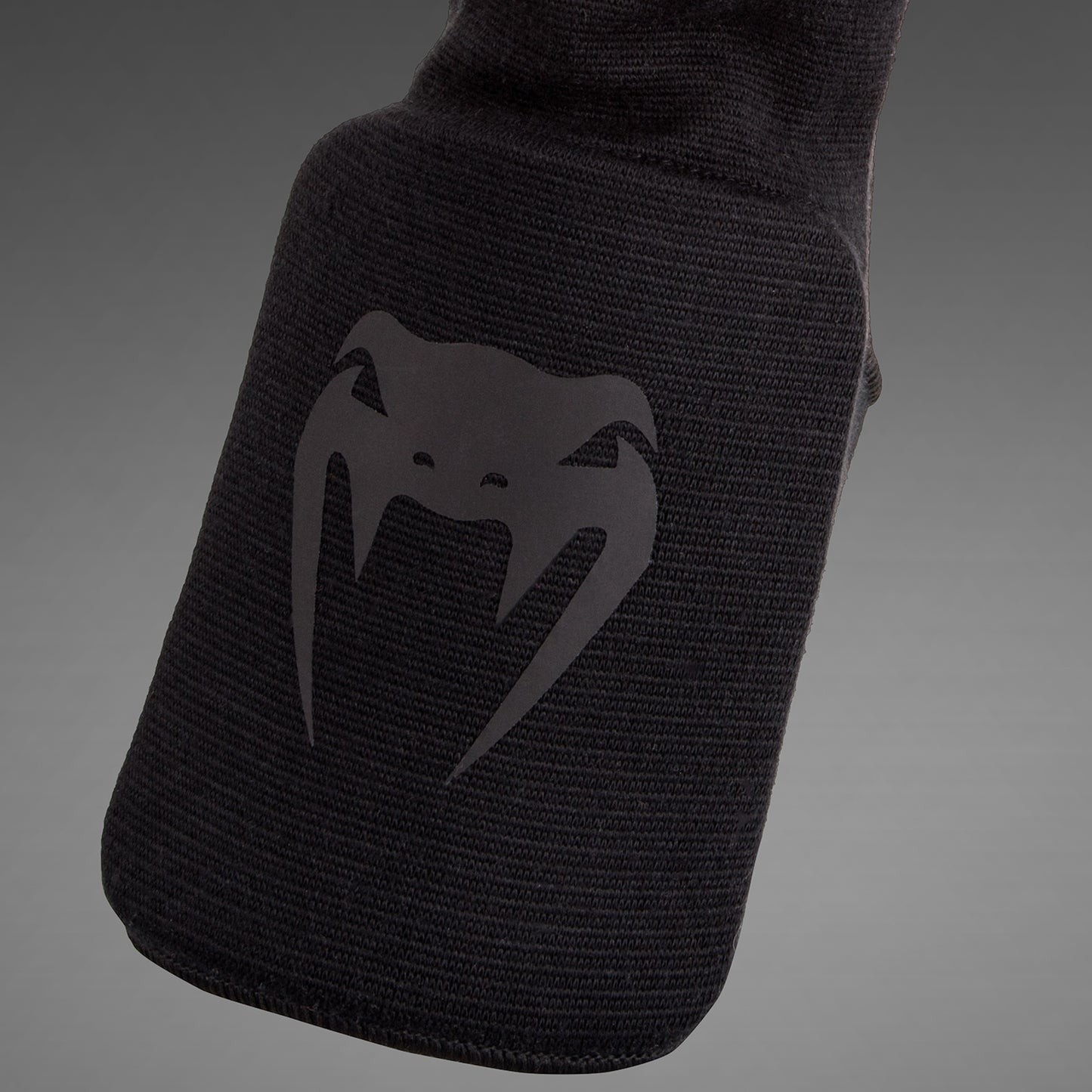 Venum Kontact Защита голени - черный/черный