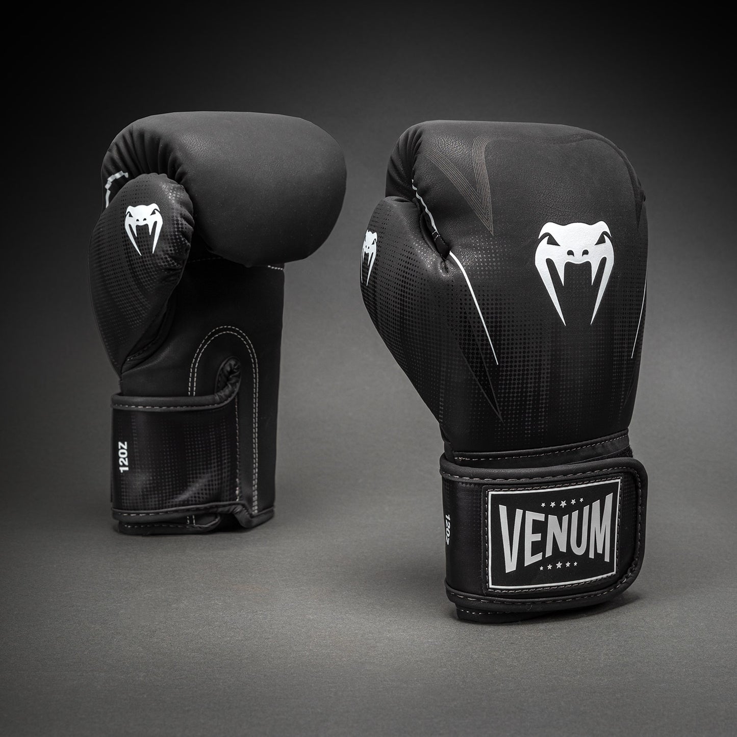 Боксерские перчатки Venum Stealth – Чёрный/Белый
