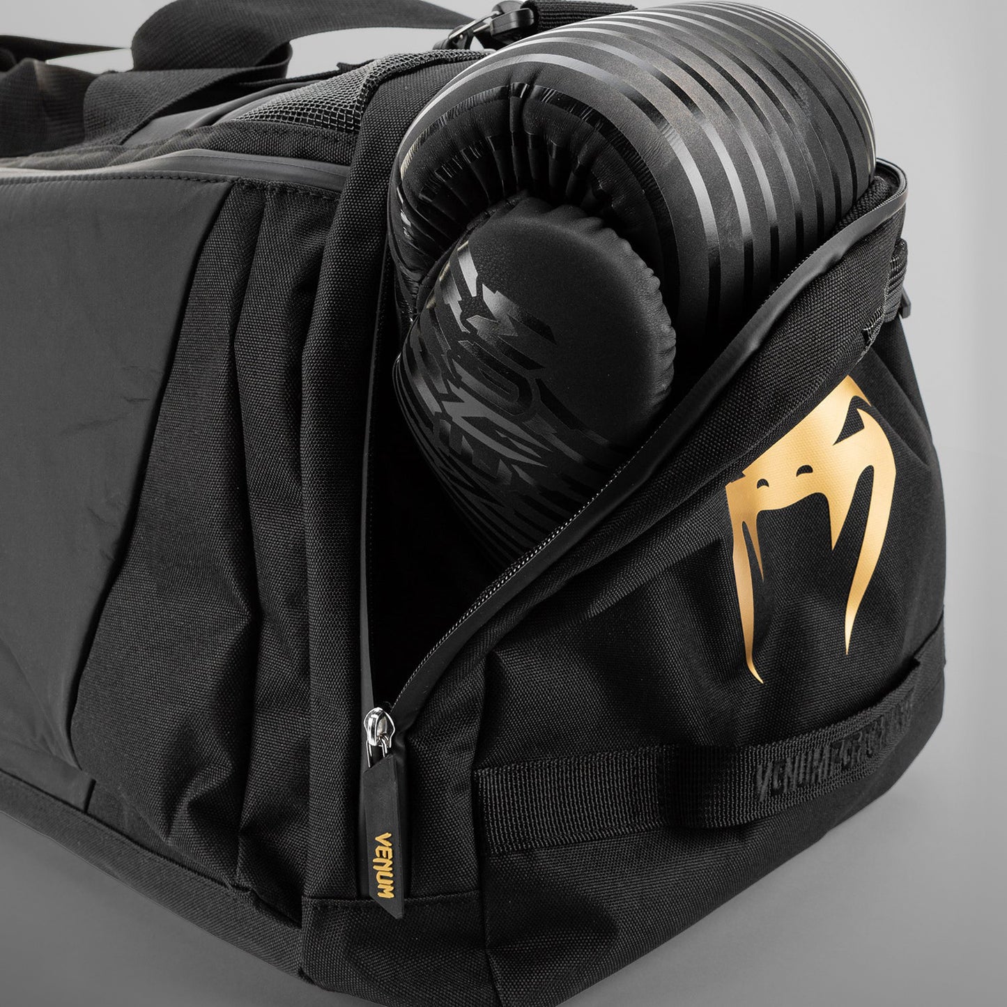 Спортивная сумка Venum Trainer Lite Evo – (48 л)
