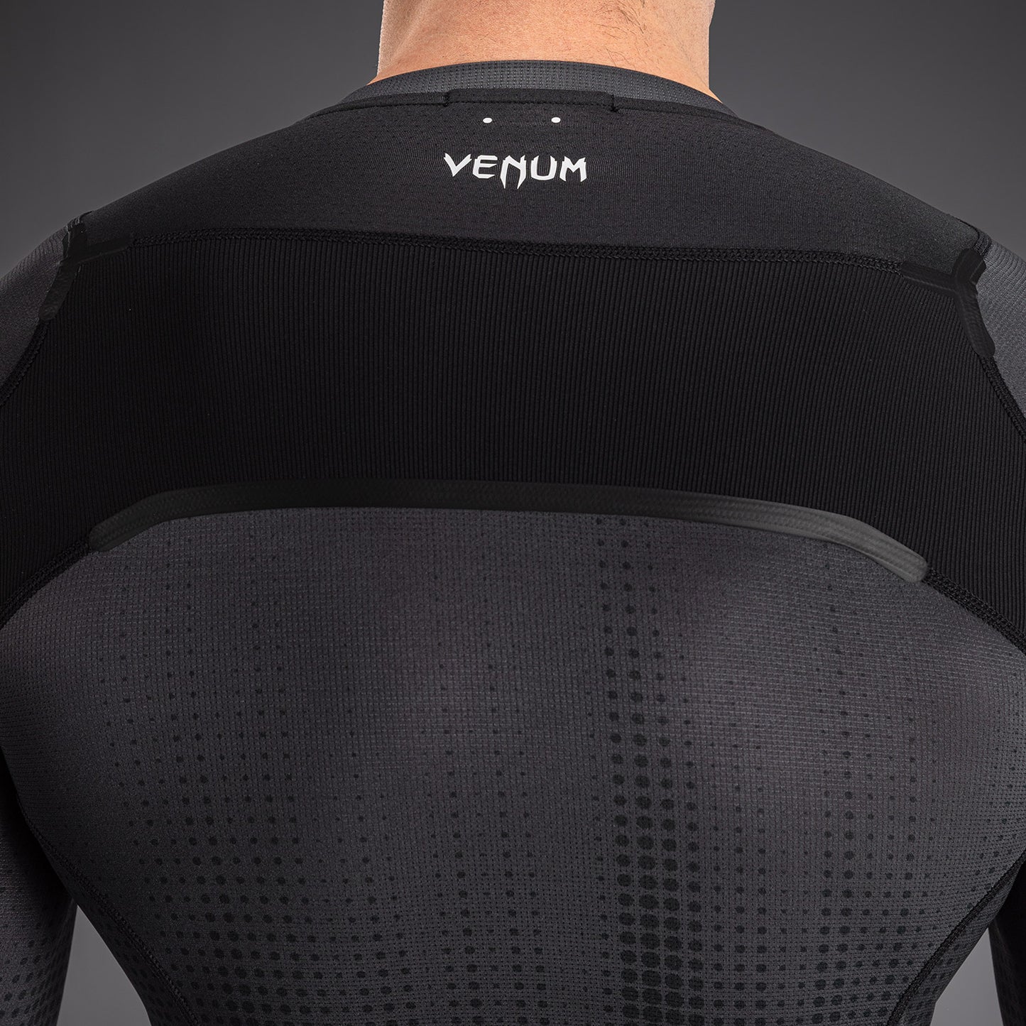 Рашгард с длинным рукавом Venum Stealth – Чёрный/Белый