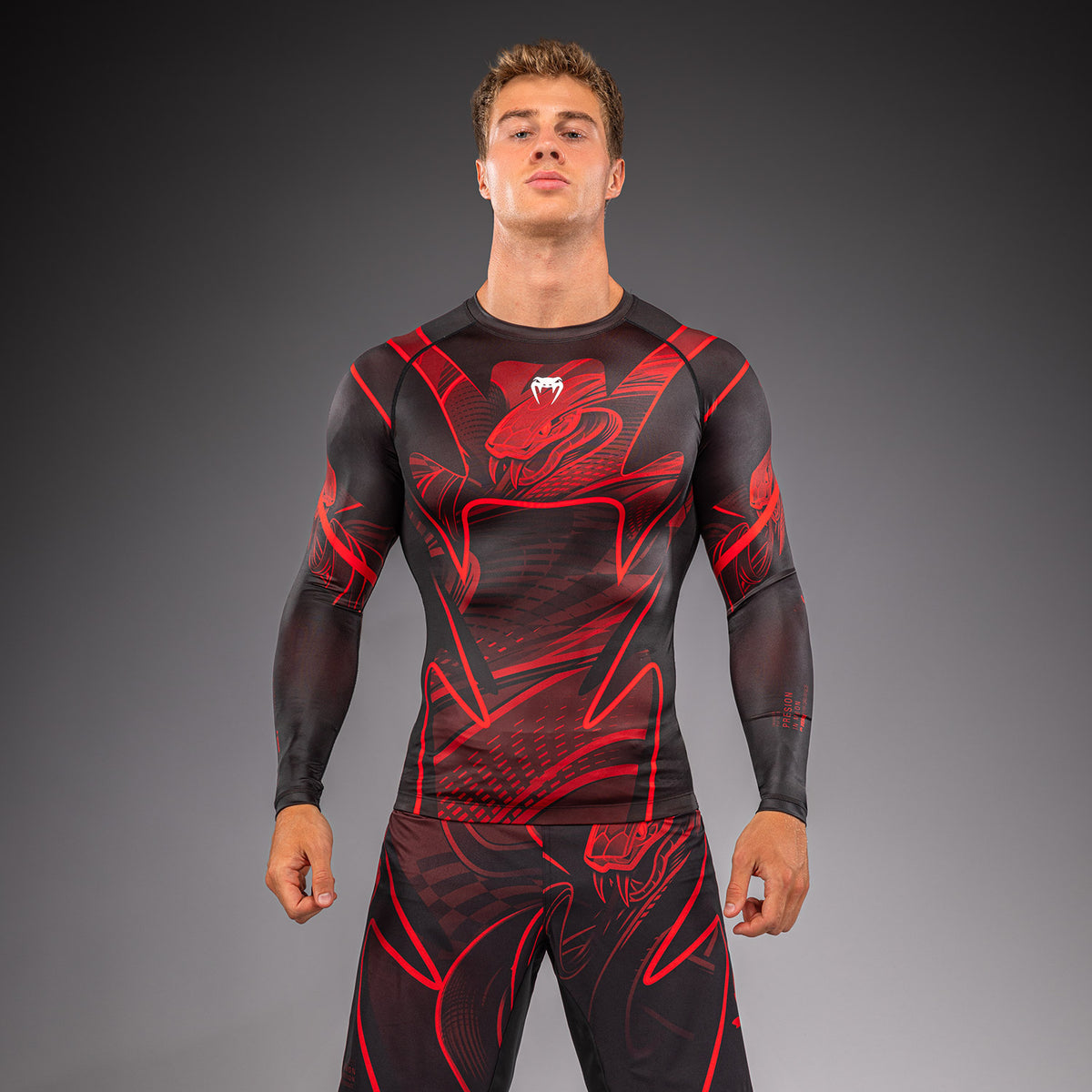 Рашгард с длинным рукавом Venum Crimson Viper 2.0 - Черный/Красный