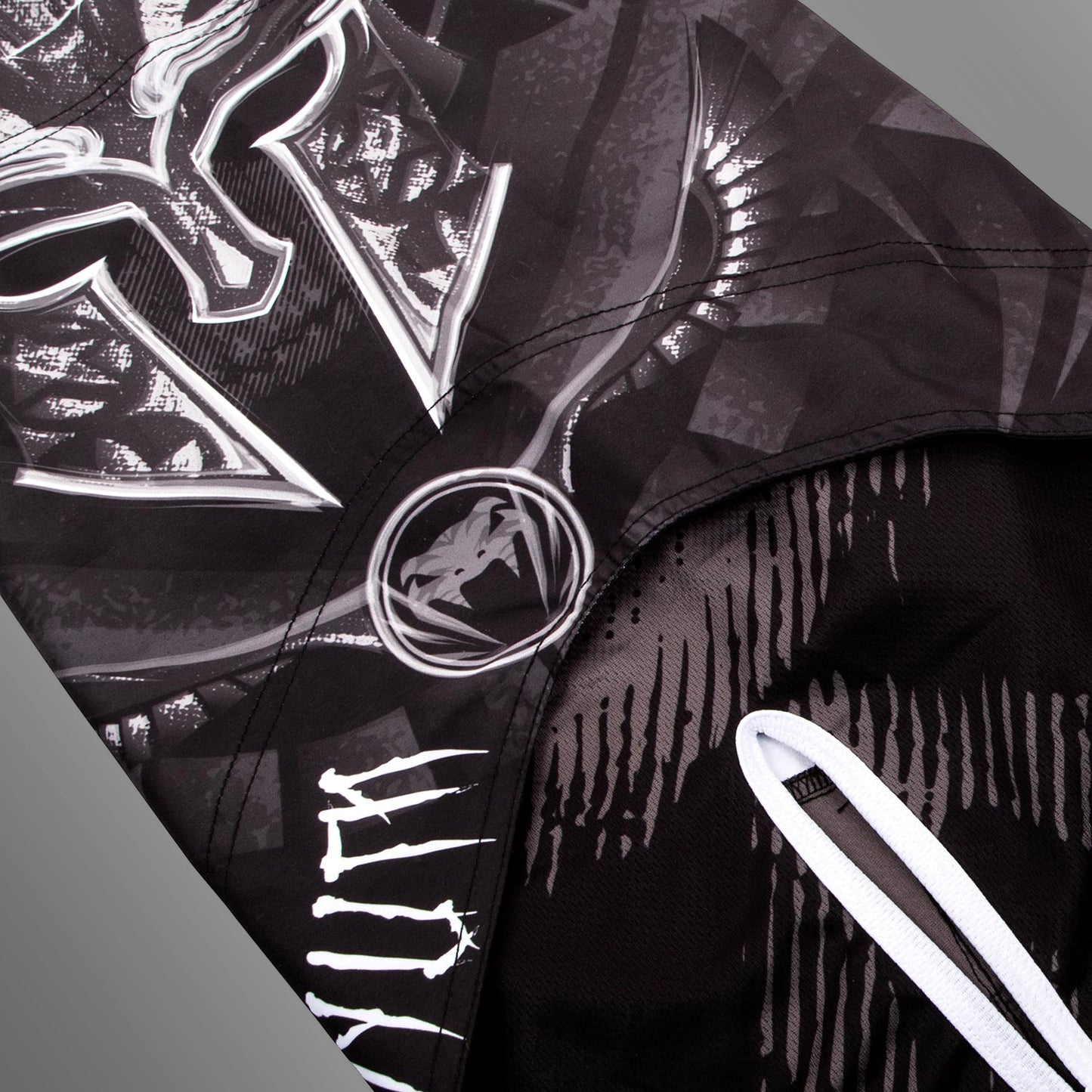 ШОРТЫ VENUM GLADIATOR 3.0 - ЧЕРНЫЙ/БЕЛЫЙ