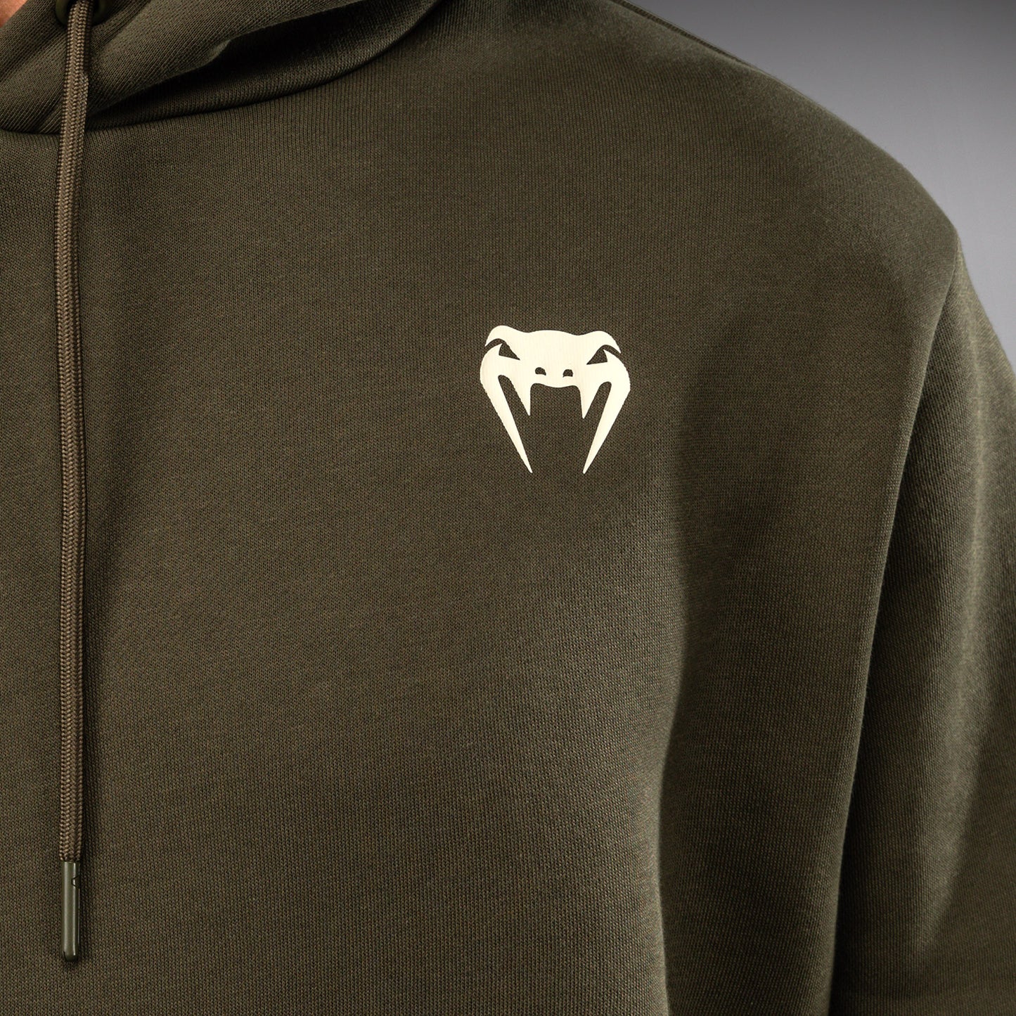 Толстовка Venum Serpenti – Хаки/Бронзовый/Слоновая кость