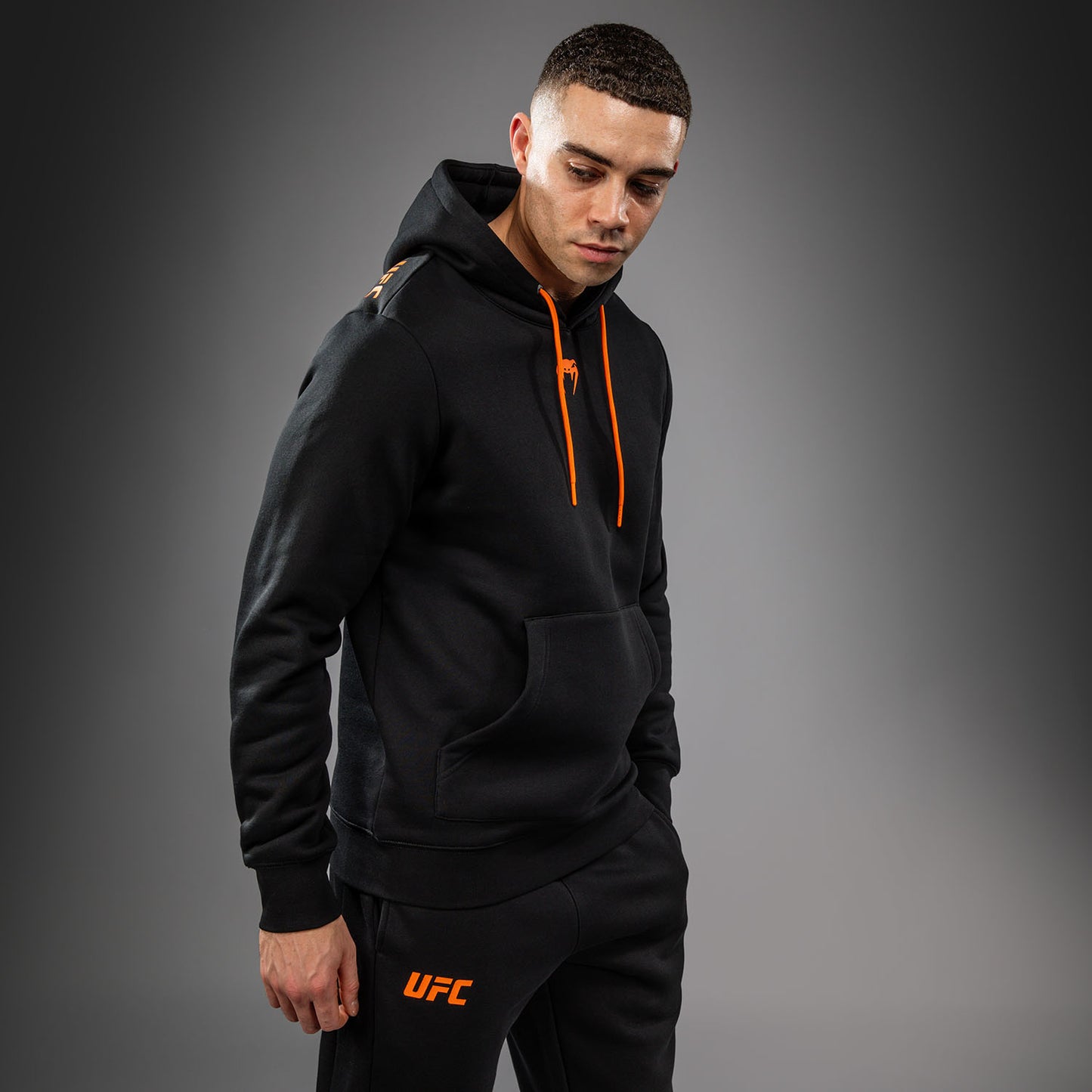 UFC Zenith by Venum Authentic Fight Week Толстовка Мужская - Чёрный