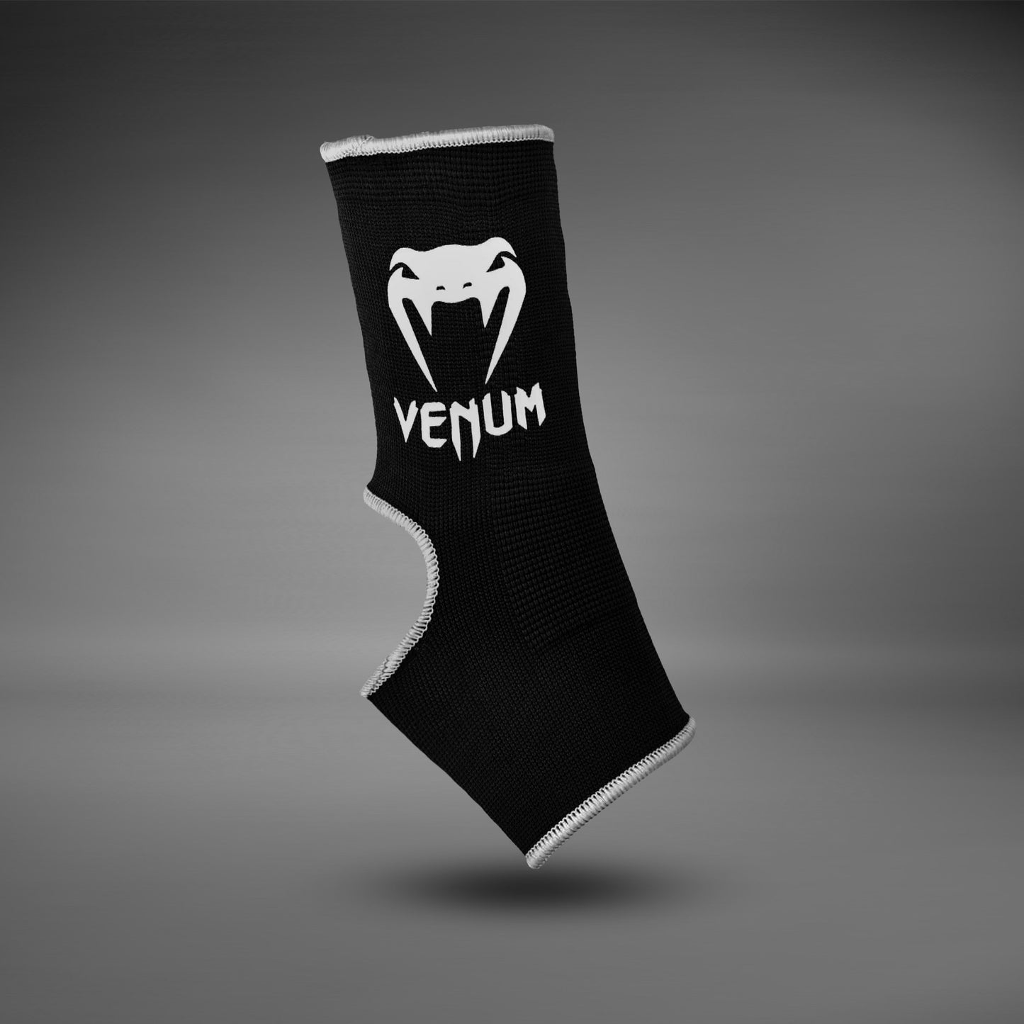 Venum Kontact Защитные щитки для голеностопа - черный