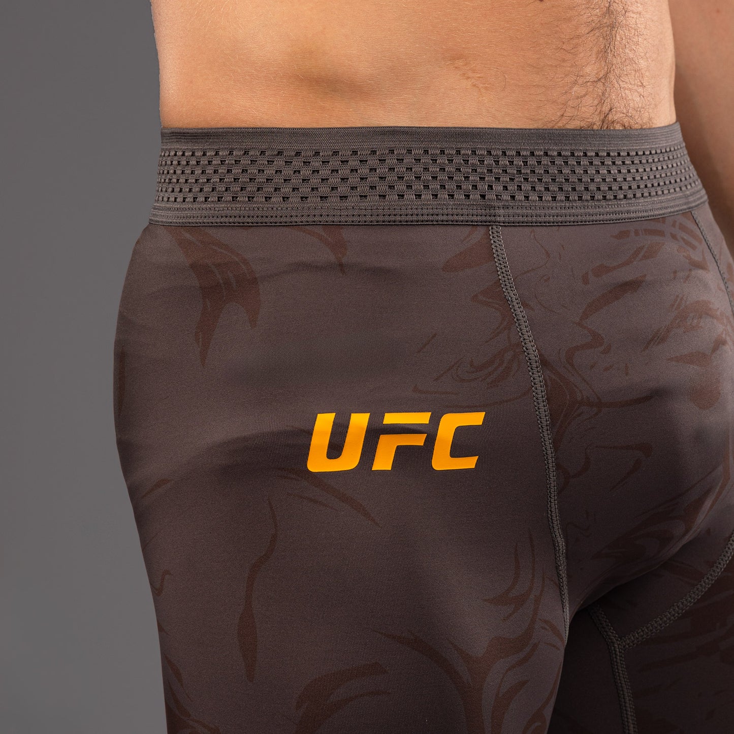 Шорты UFC Fusion by Venum Fight Week Vale Tudo для мужчин - Earthen Brown