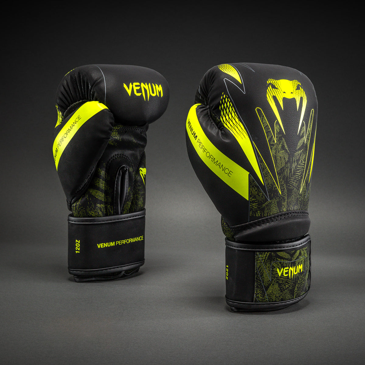 Боксёрские перчатки Venum Impact Amazonia Reborn - Чёрный/Зелёный