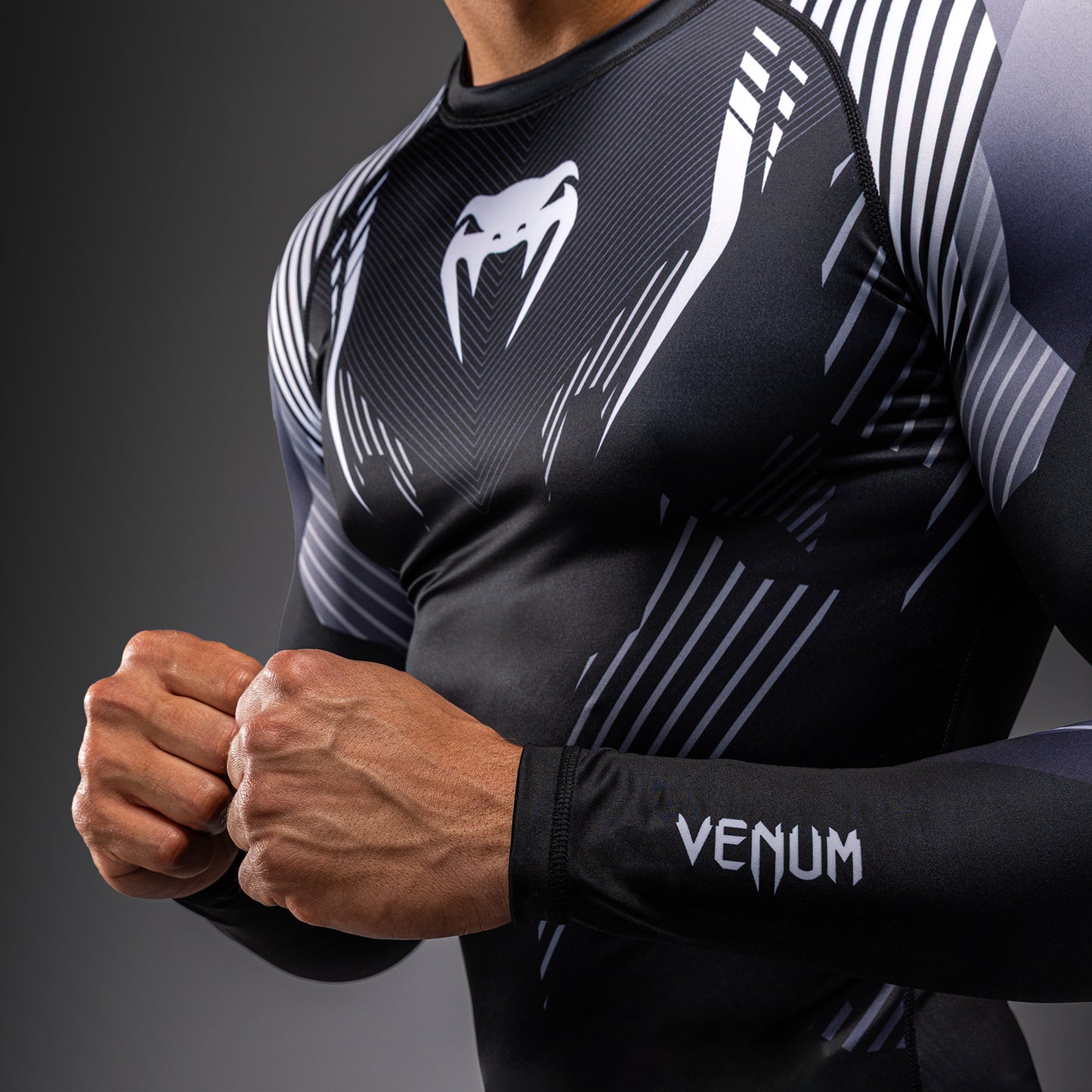 Рашгард с длинным рукавом Venum No-Gi 6.0 - Чёрный/Белый