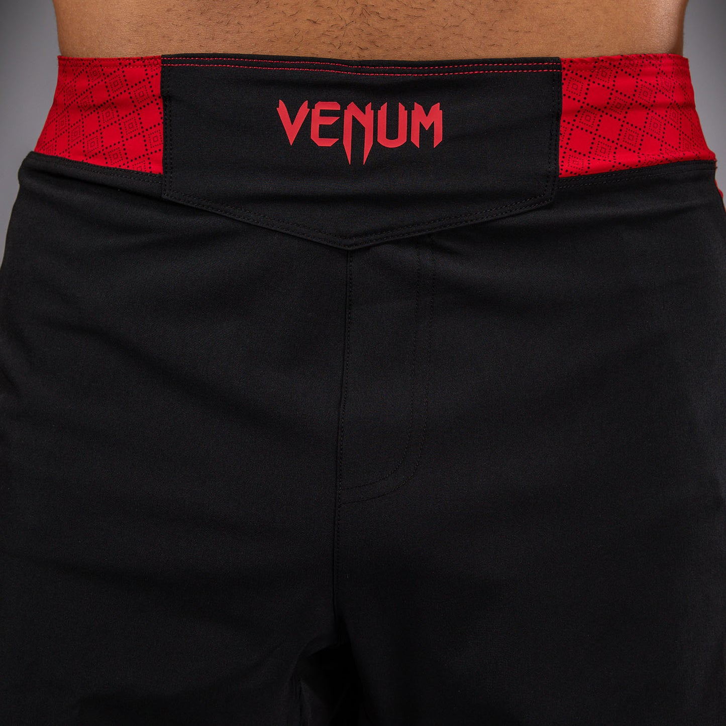 Файтшорты Venum x Roger Gracie Signature - Чёрный/Красный