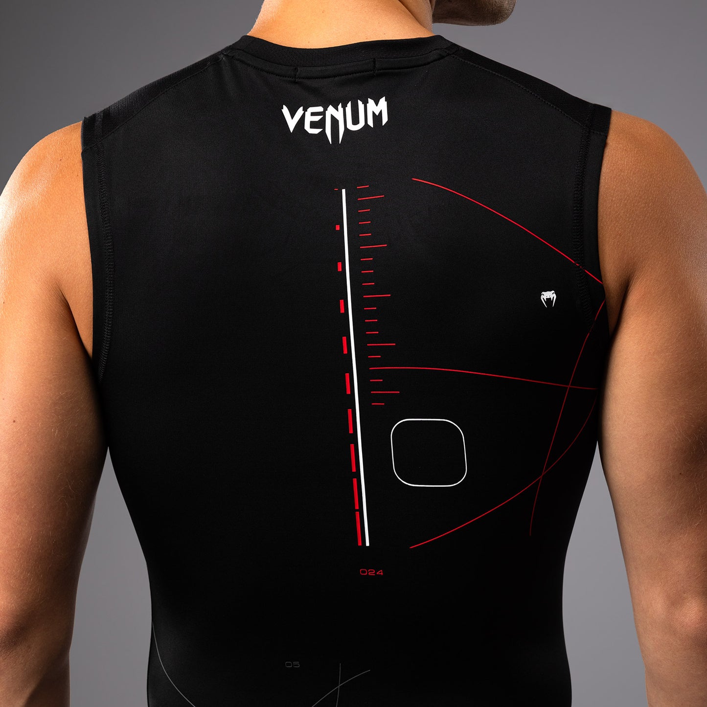Venum Tactical XT Мужская рашгарда без рукавов - черный/огненно-красный