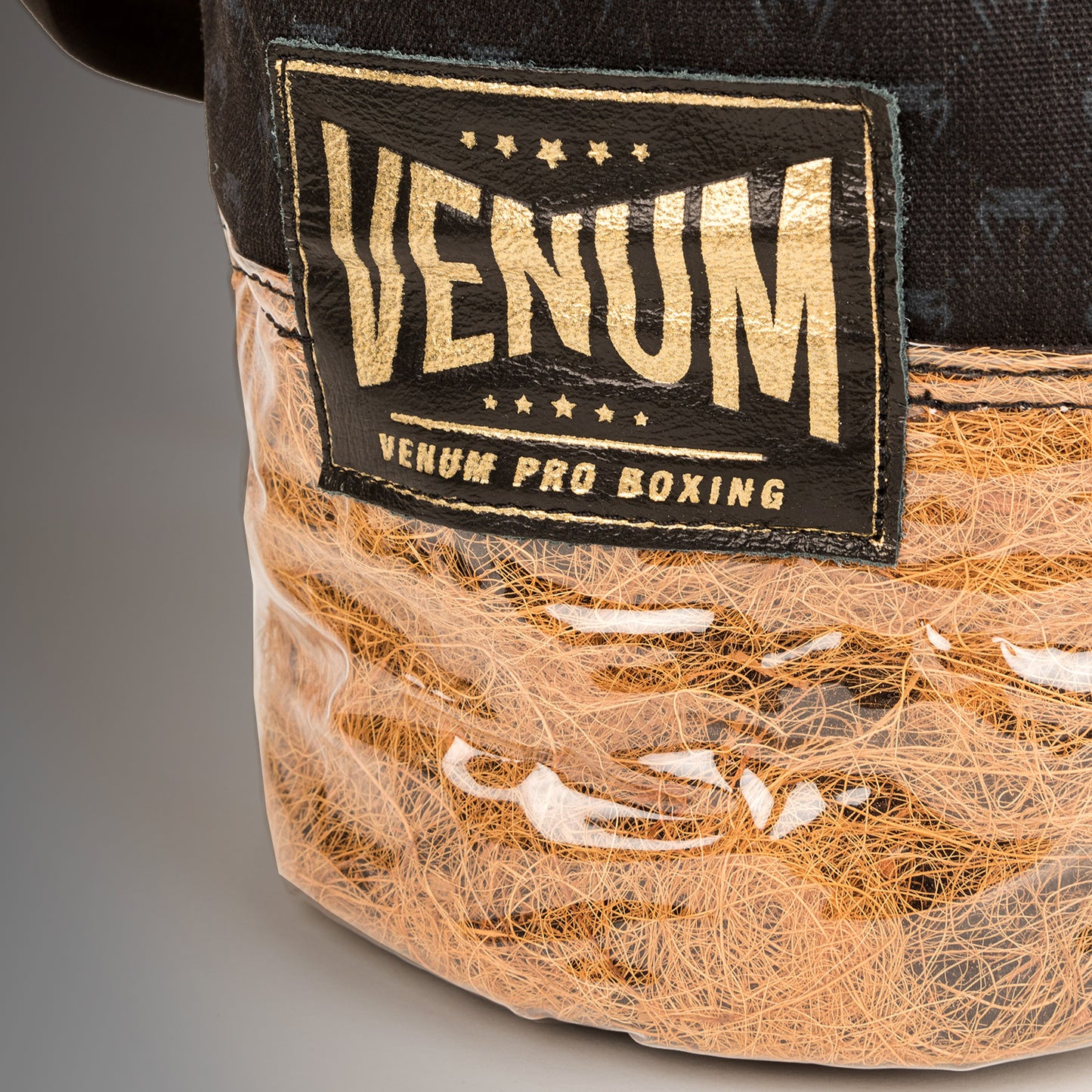 Боксерские перчатки Venum Coco Monogram Pro - насыщенно-черный
