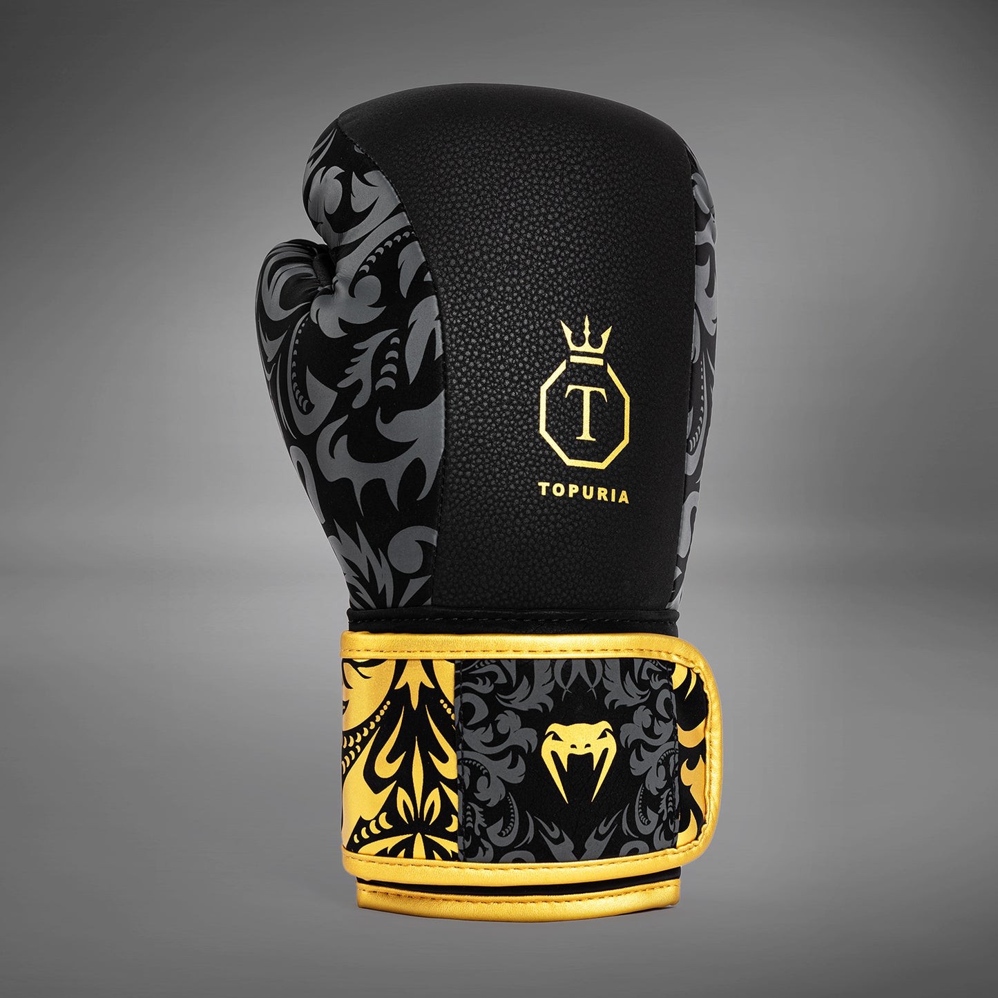 Venum x Topuria Unmatched Edition Перчатки для бокса - Черный/Золотой