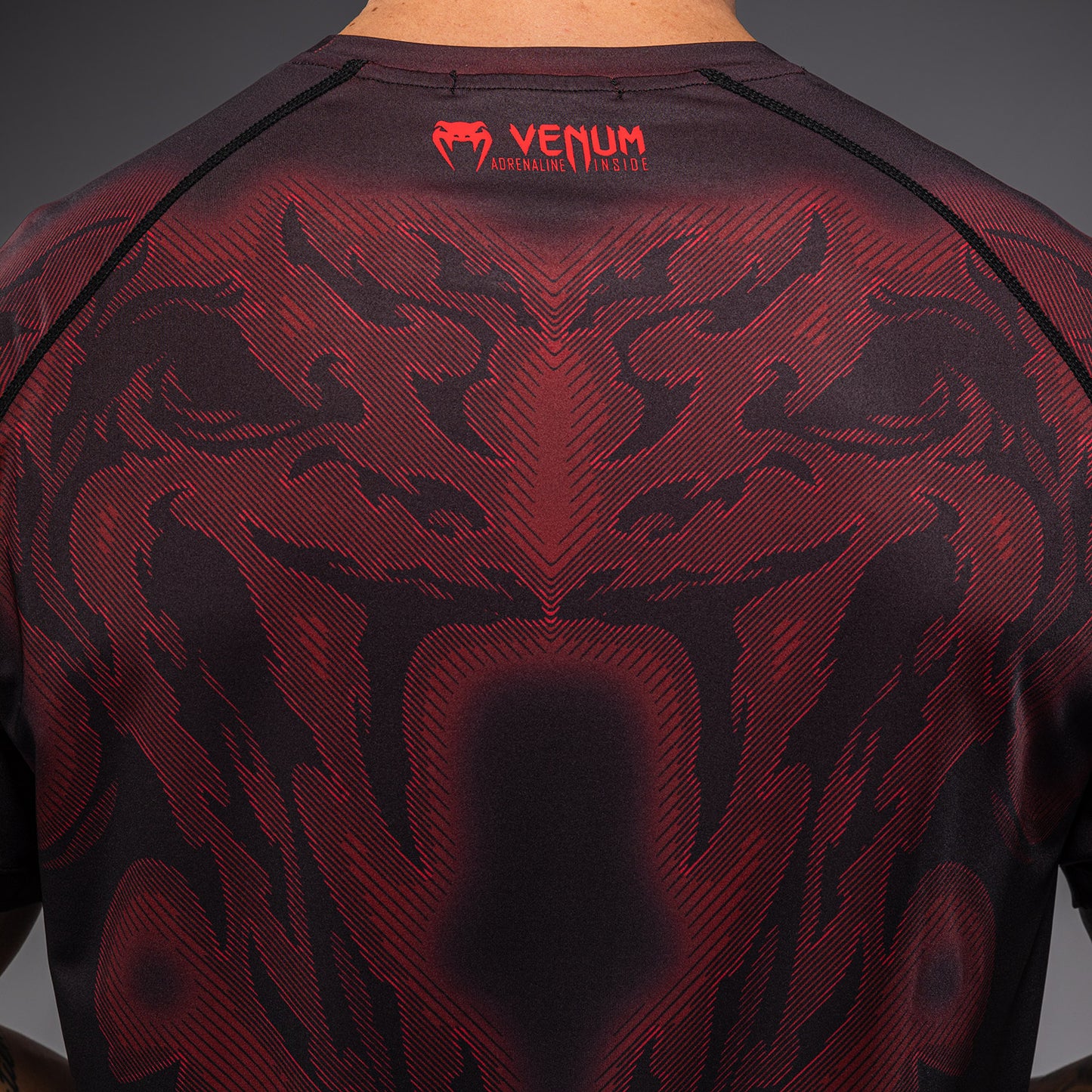 Футболка Dry Tech Venum Spectre – Чёрный/Красный